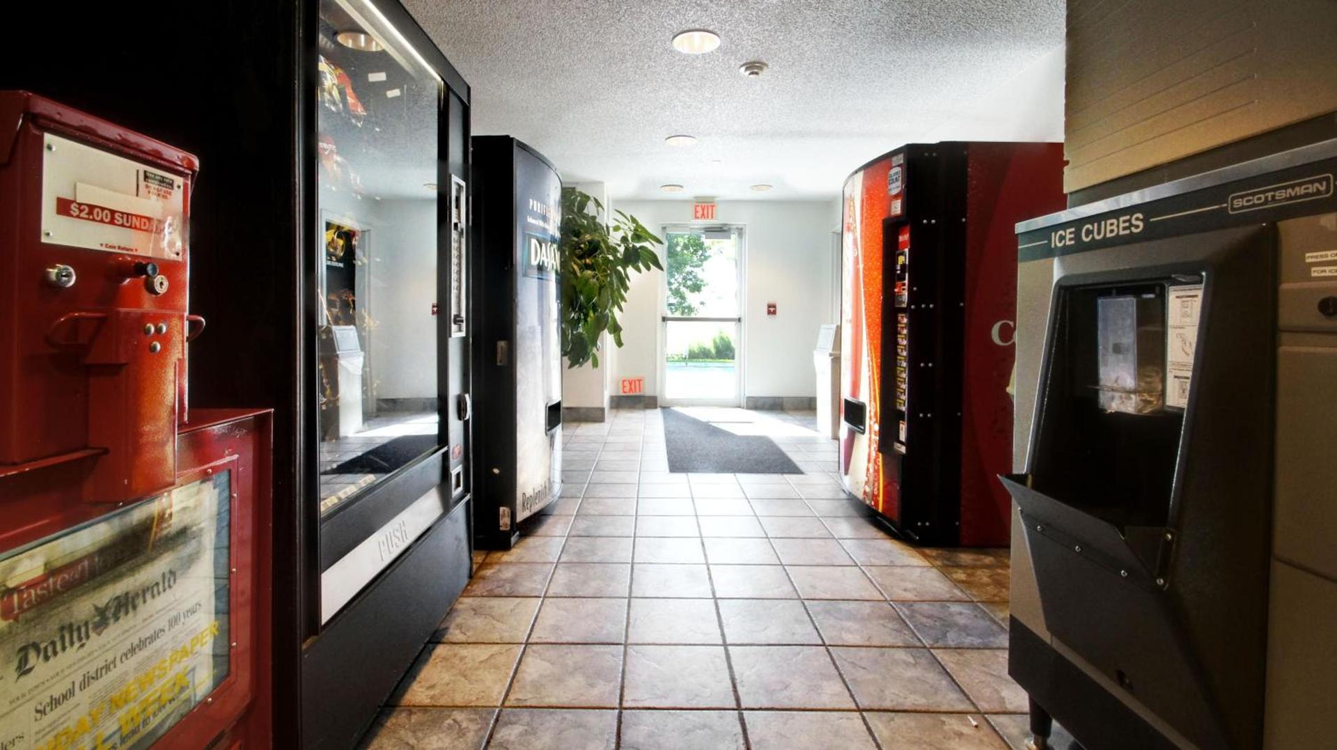Motel 6 Lehi, UT - Thanksgiving Point photo 35