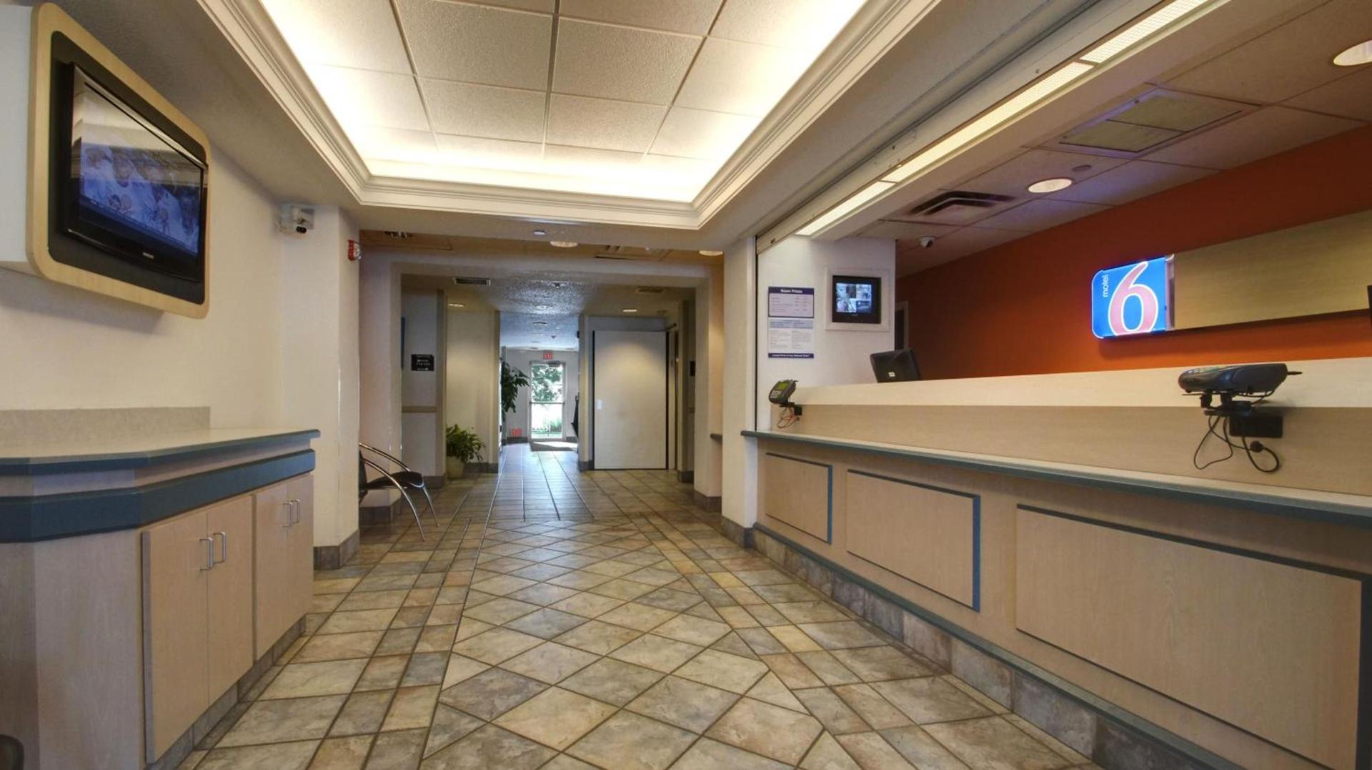 Motel 6 Lehi, UT - Thanksgiving Point photo 43