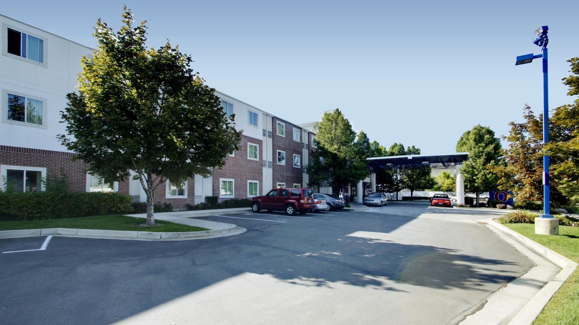 Motel 6 Lehi, UT - Thanksgiving Point photo 47