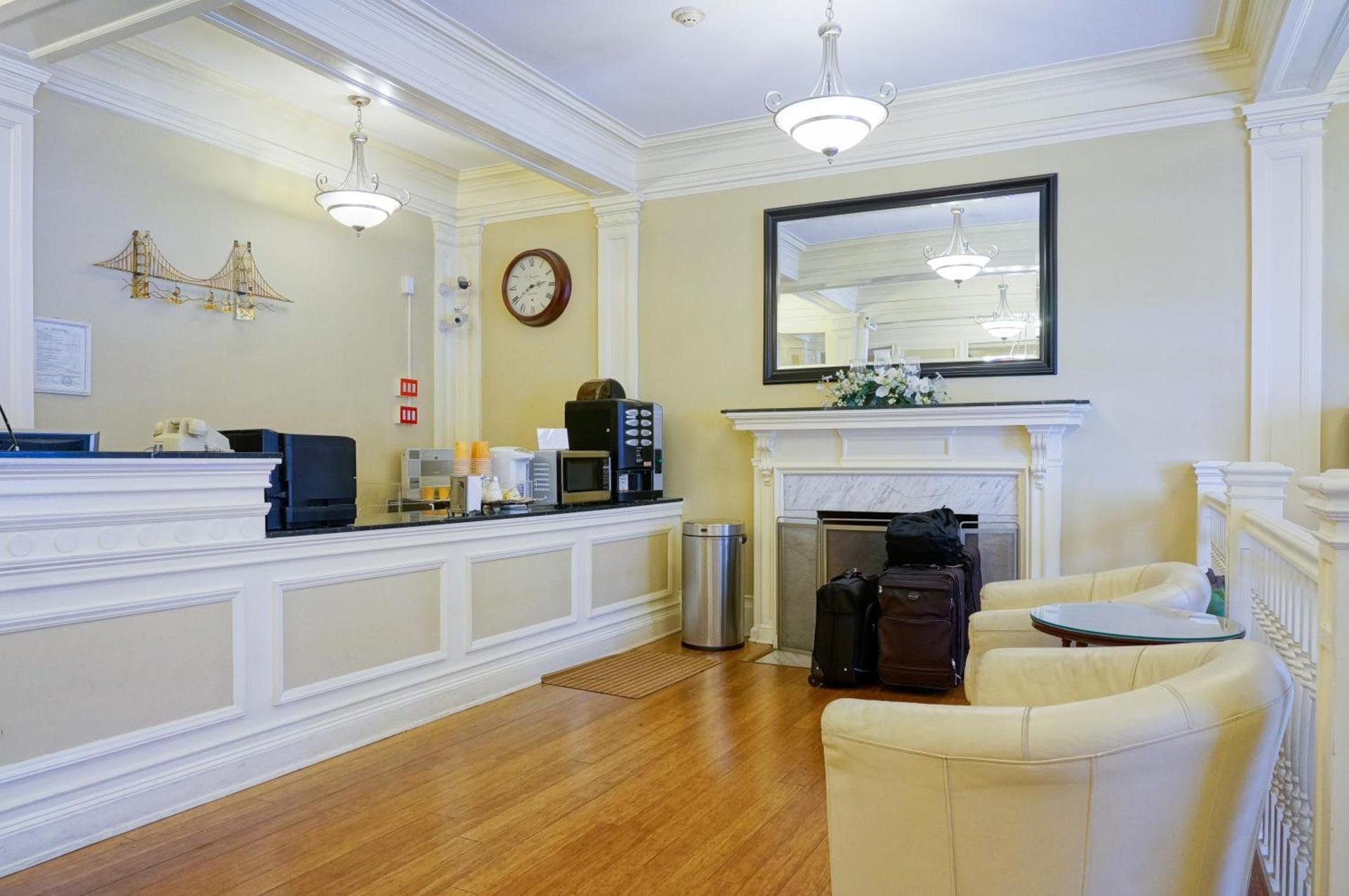 Grant Hotel photo 9