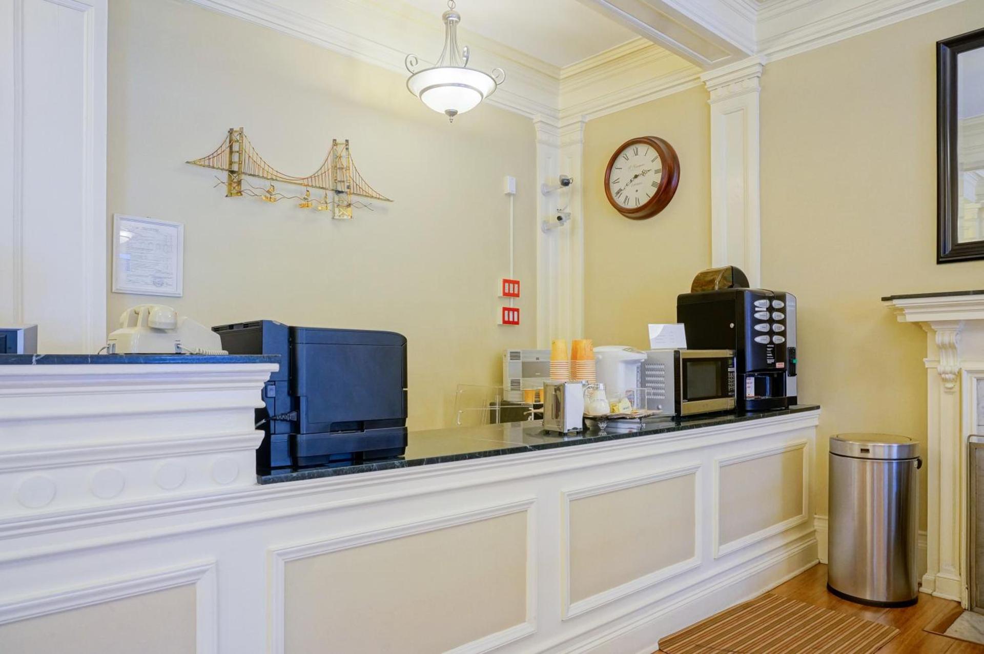 Grant Hotel photo 10