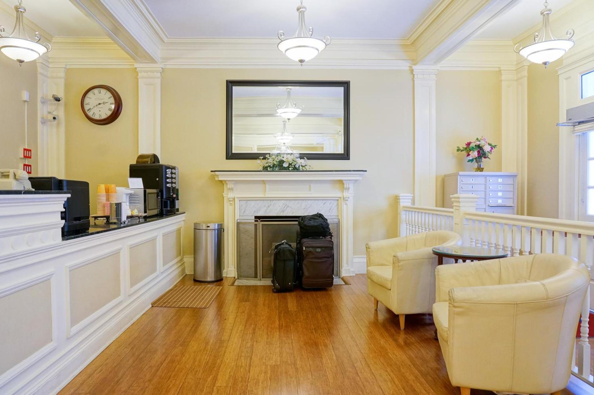 Grant Hotel photo 7