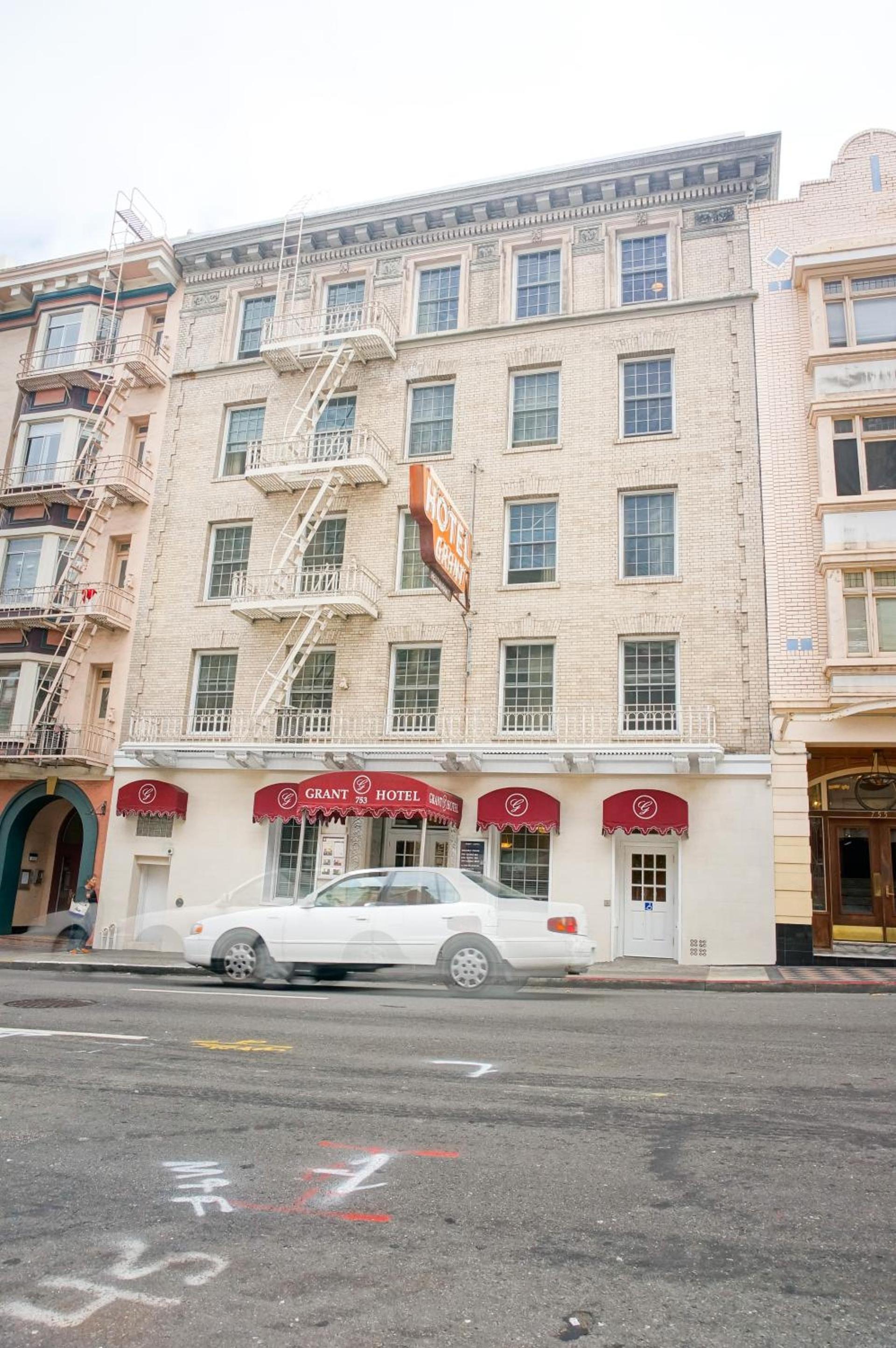 Grant Hotel photo 3