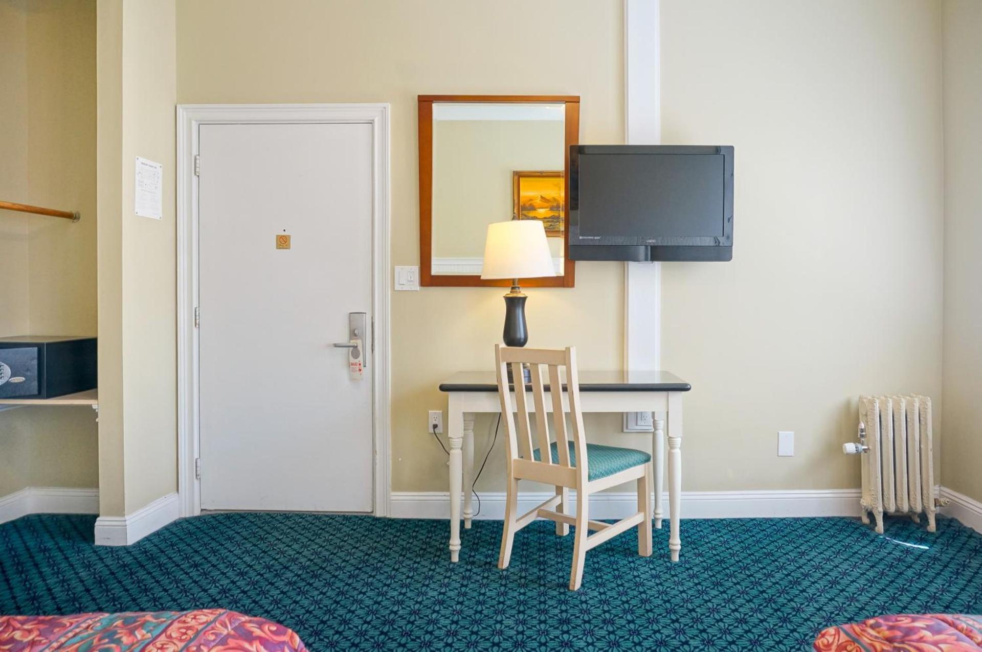 Grant Hotel photo 13