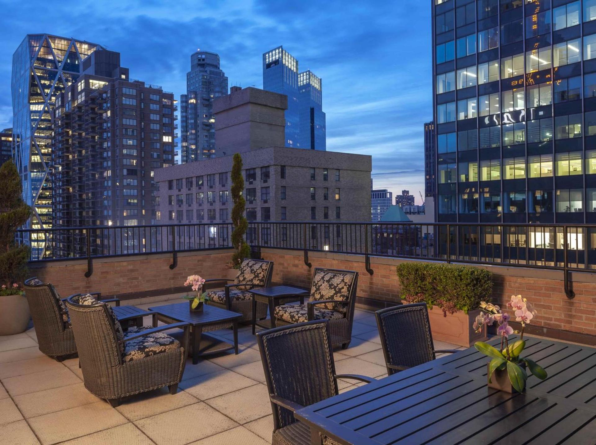 The Manhattan Club photo 12