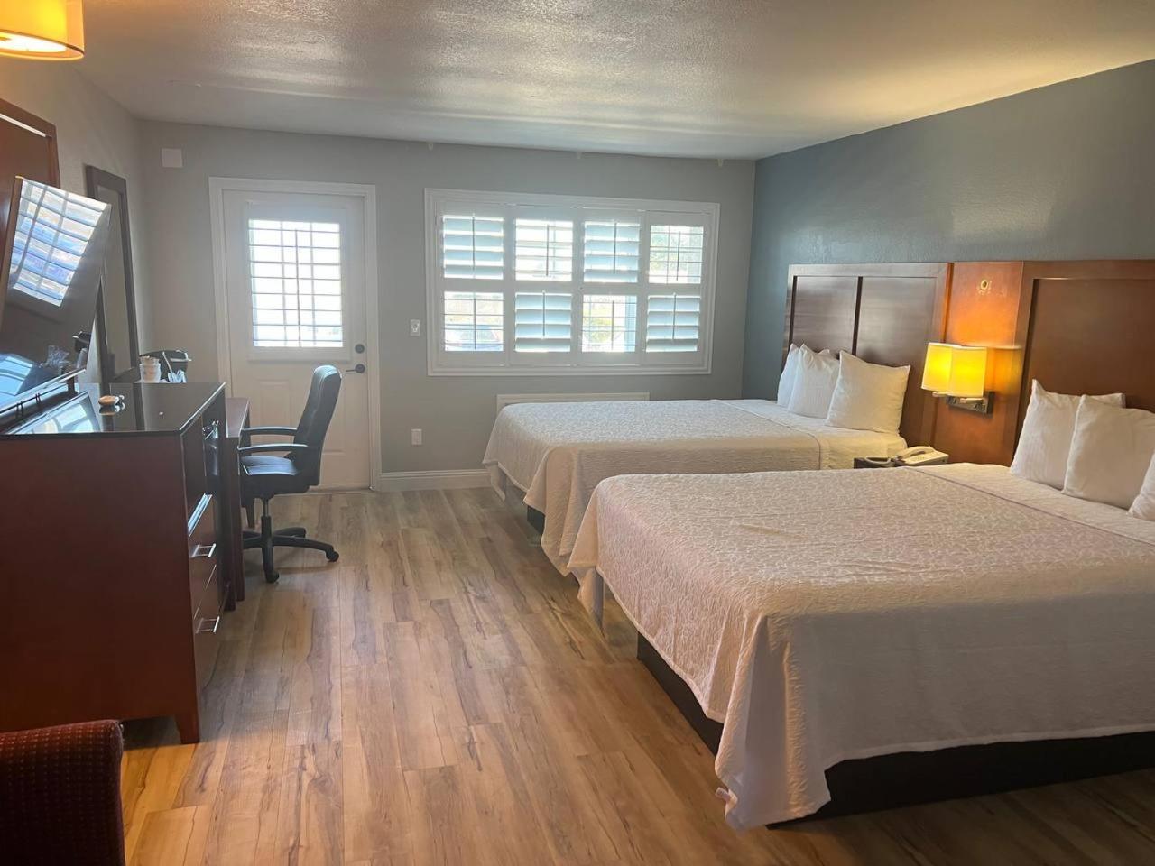 Comfort Inn near Hearst Castle - Cambria photo 53