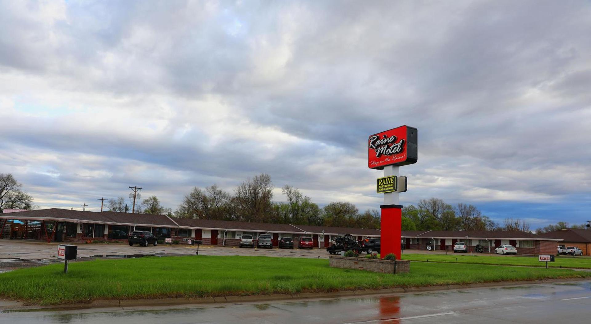 Raine Motel photo 64