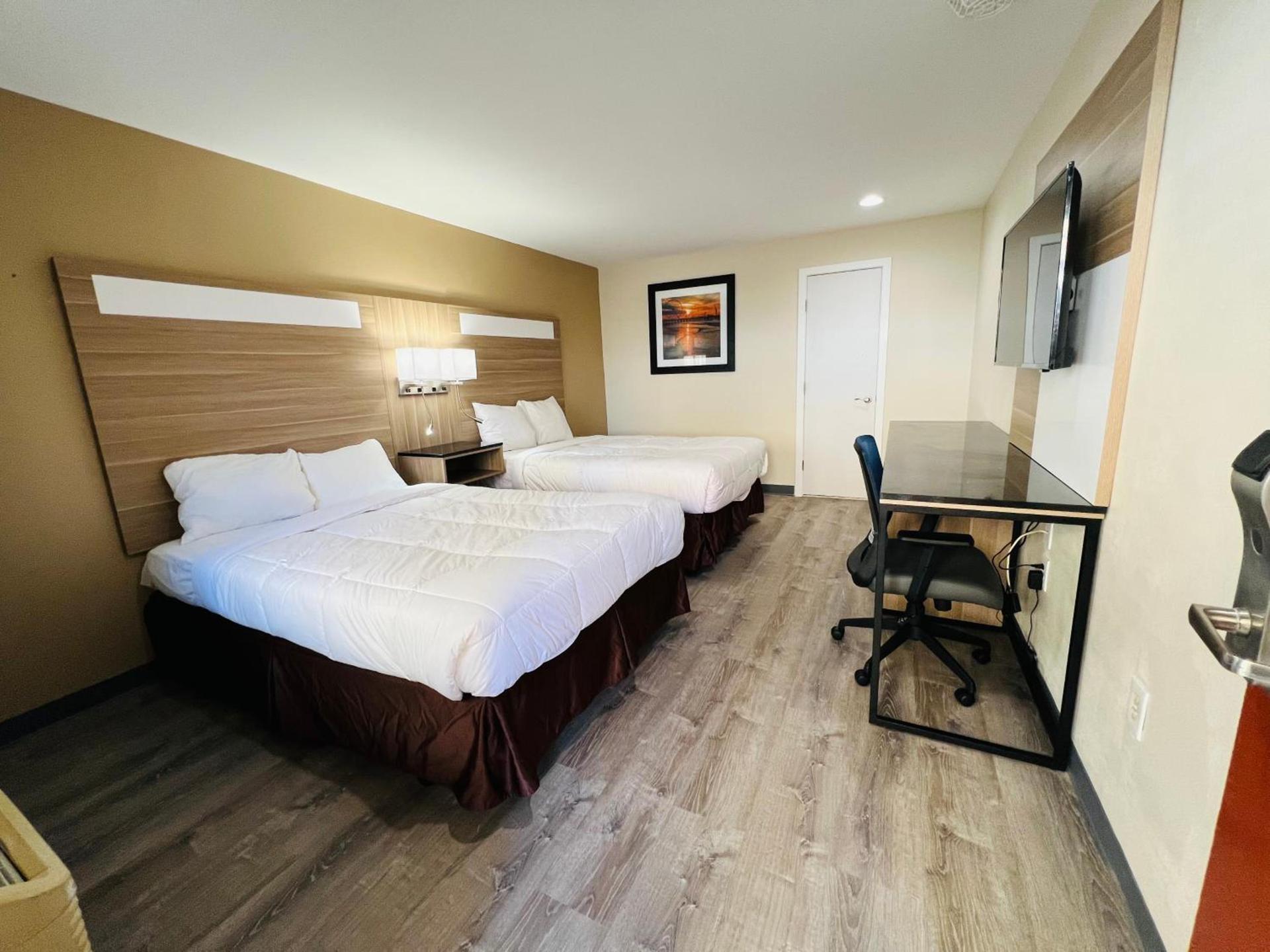 Rodeway Inn Oceanview photo 40