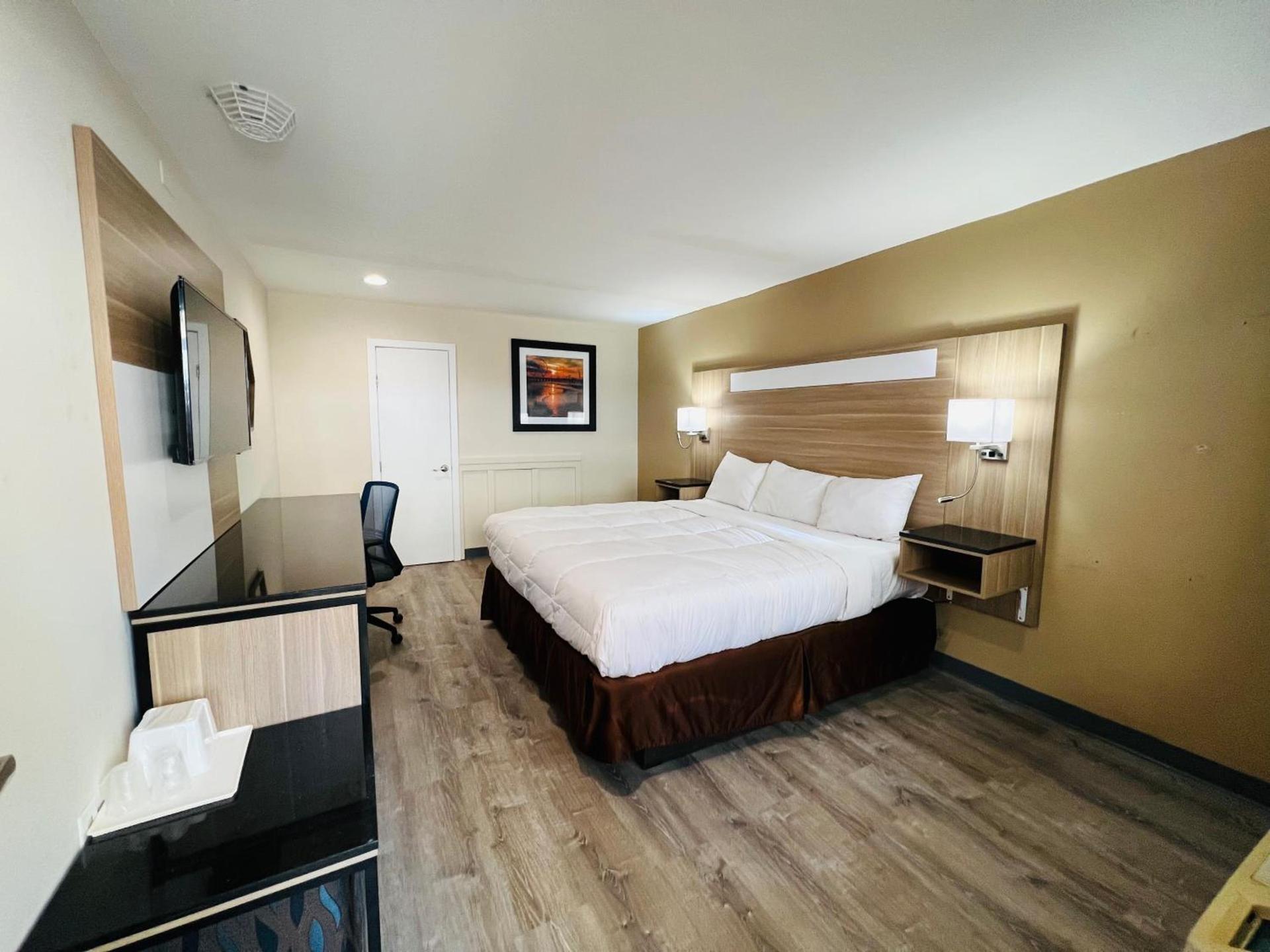 Rodeway Inn Oceanview photo 35