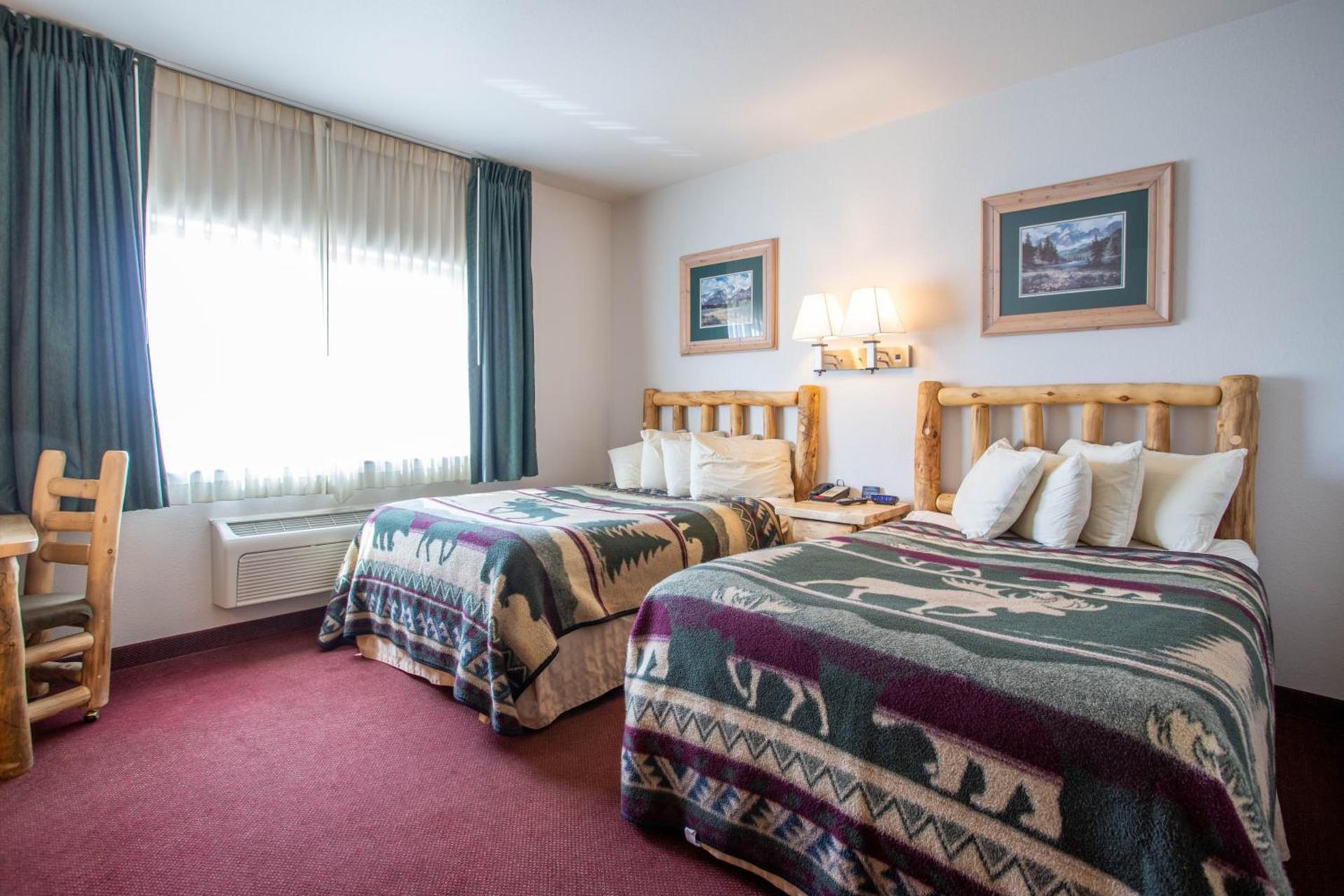 North Park Inn & Suites photo 8