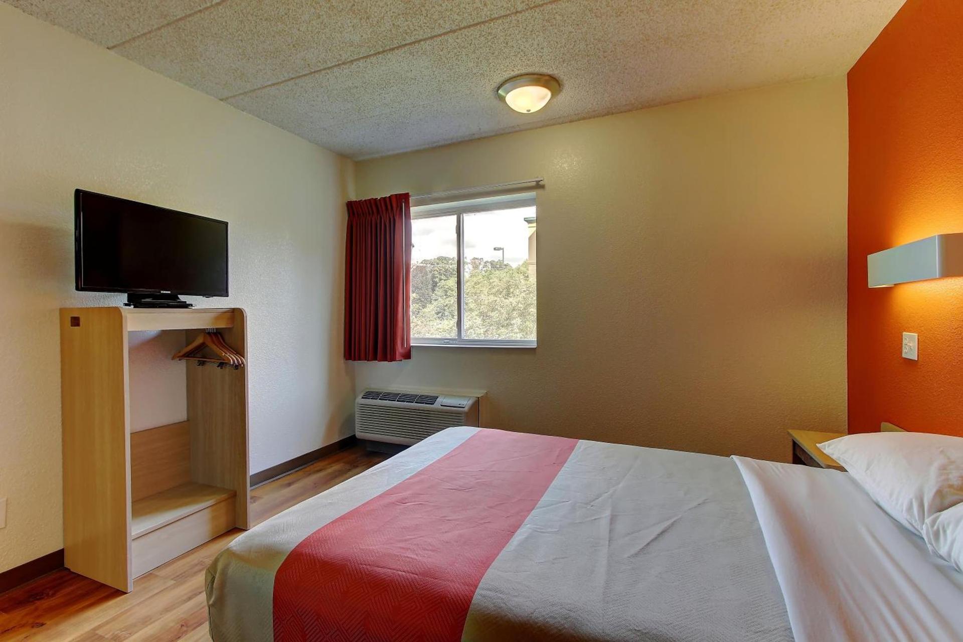 Motel 6-York, PA - North photo 41