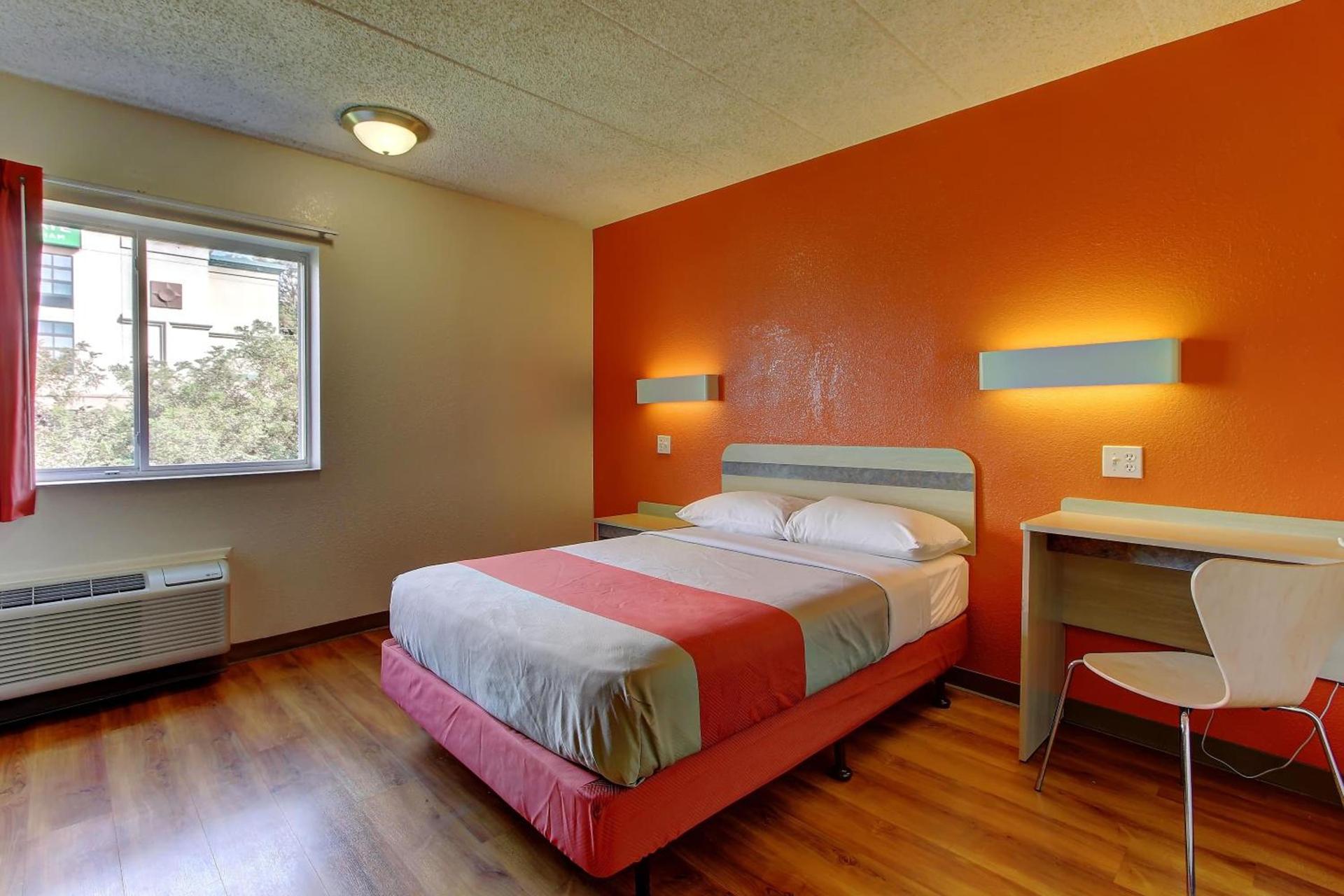 Motel 6-York, PA - North photo 44