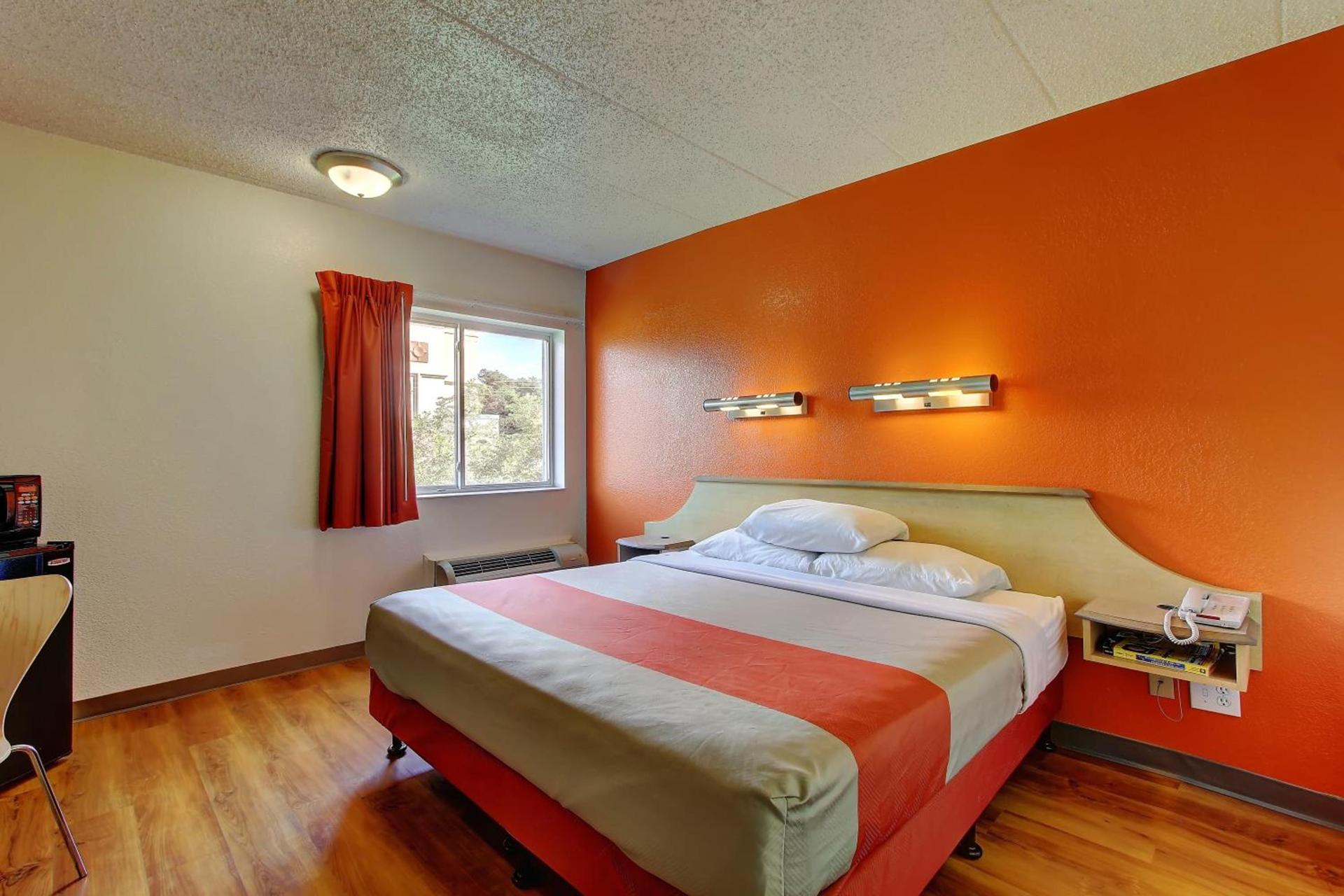 Motel 6-York, PA - North photo 47