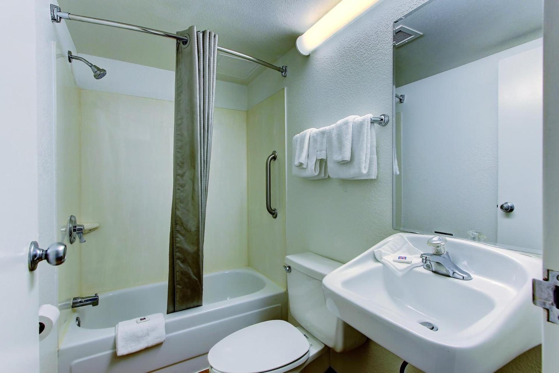 Motel 6-York, PA - North photo 62