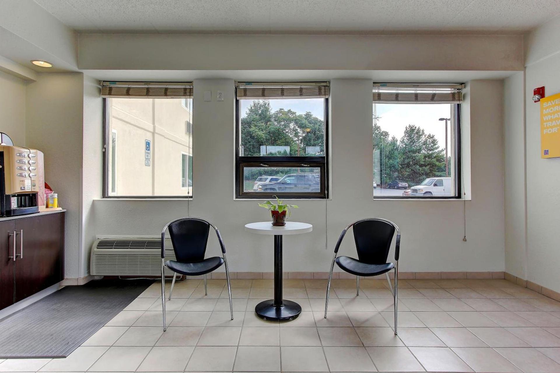 Motel 6-York, PA - North photo 65