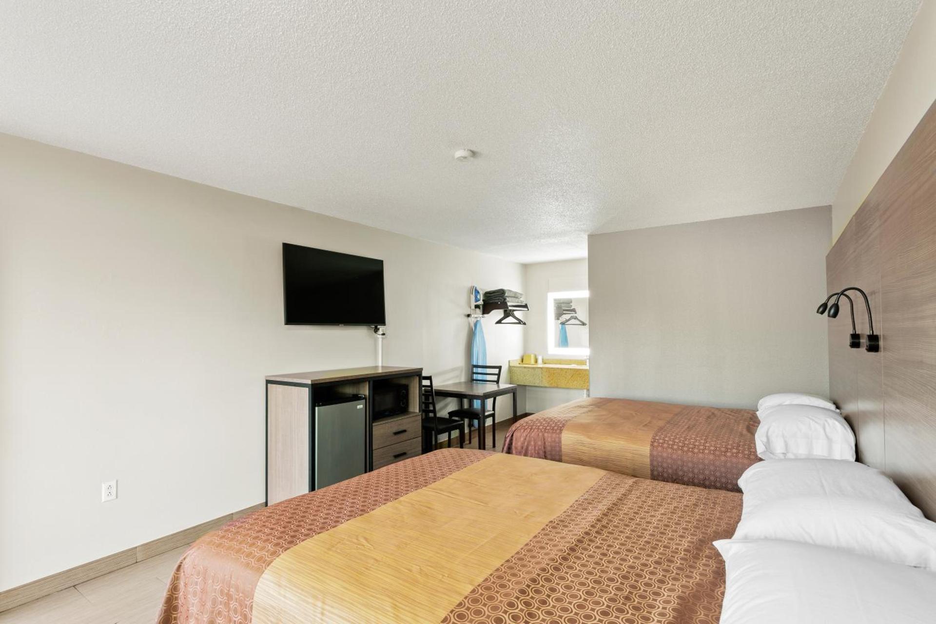 Siesta Inn McAllen photo 29