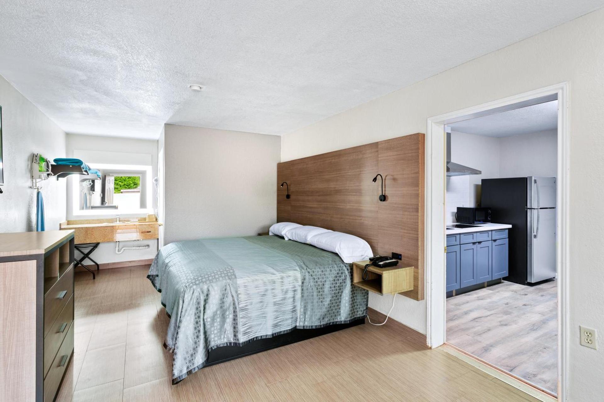 Siesta Inn McAllen photo 26