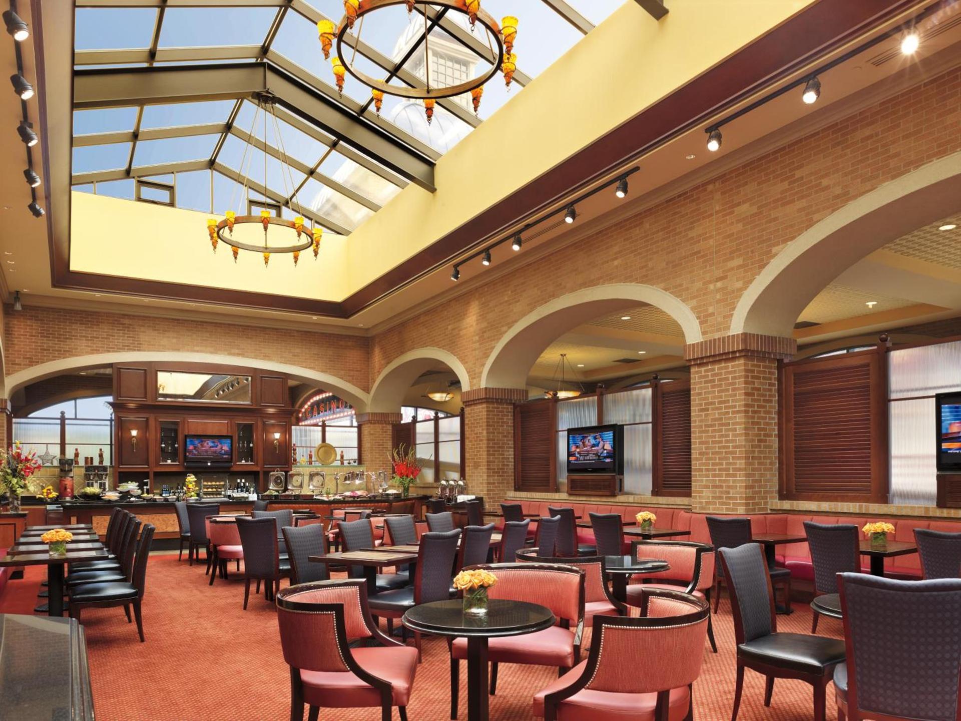 Ameristar Casino Hotel Council Bluffs photo 8