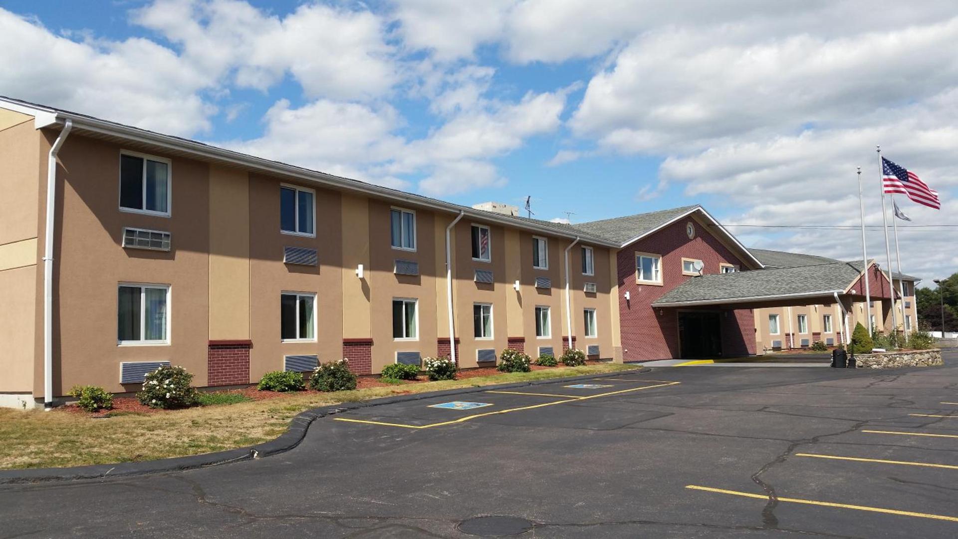 Americas Best Value Inn Foxboro photo 2