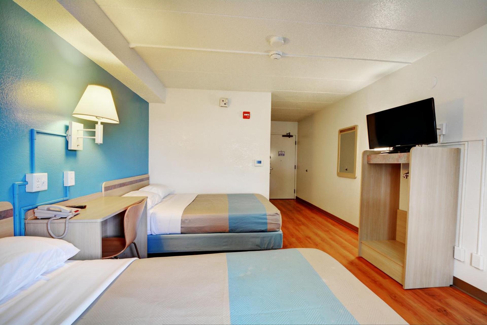 Motel 6-Newport, RI photo 11