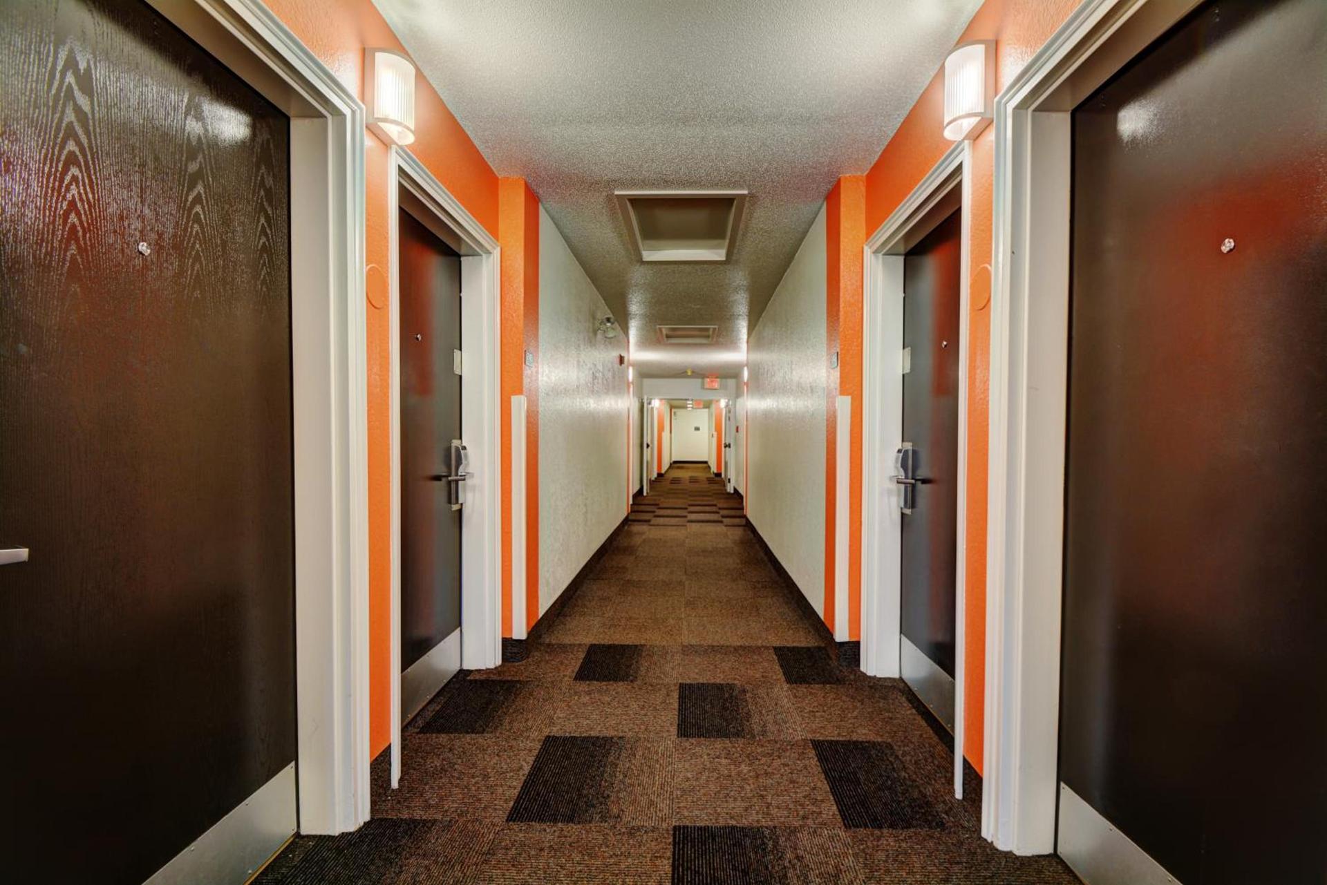 Motel 6-Newport, RI photo 24
