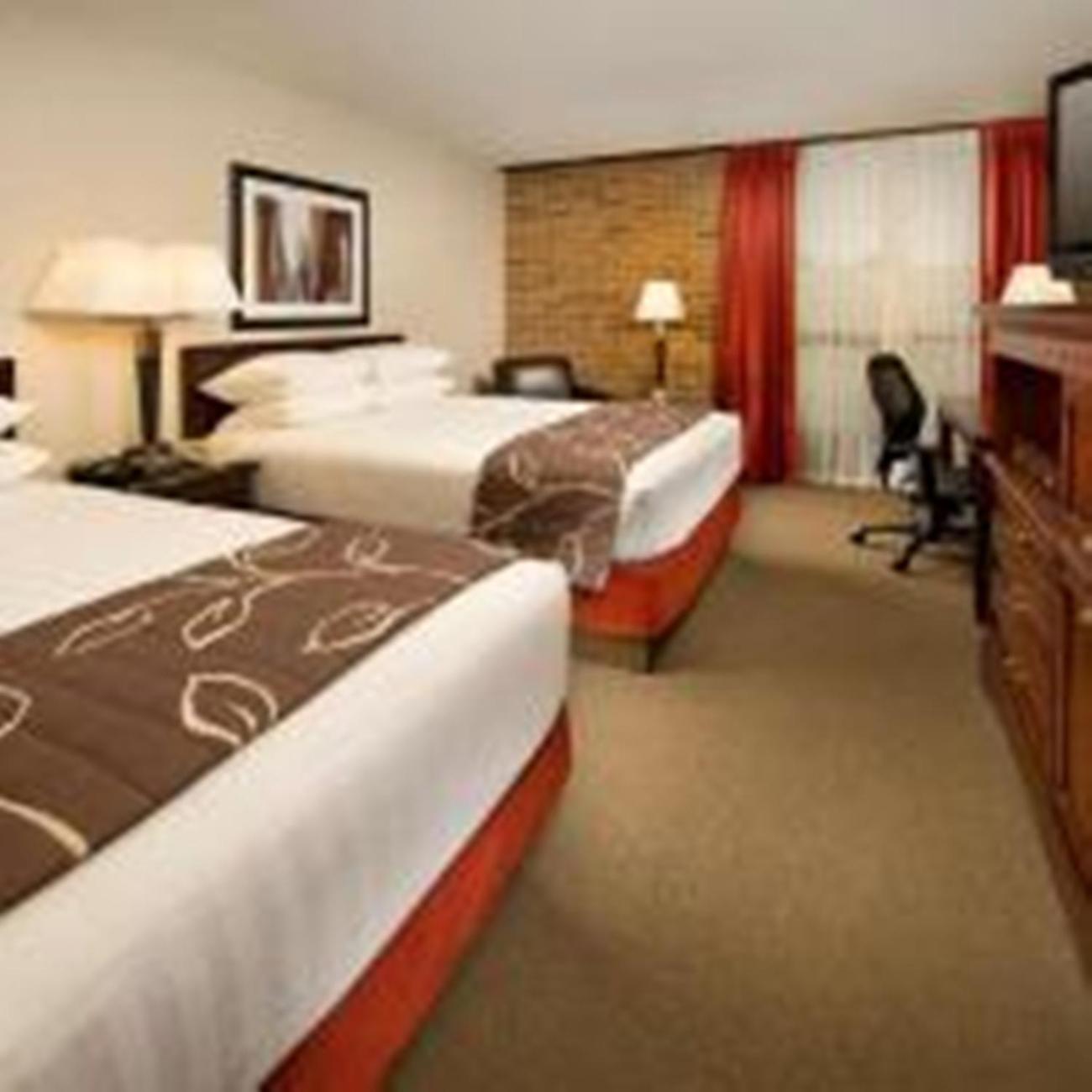 Hotel Lotus Kansas City Merriam photo 6