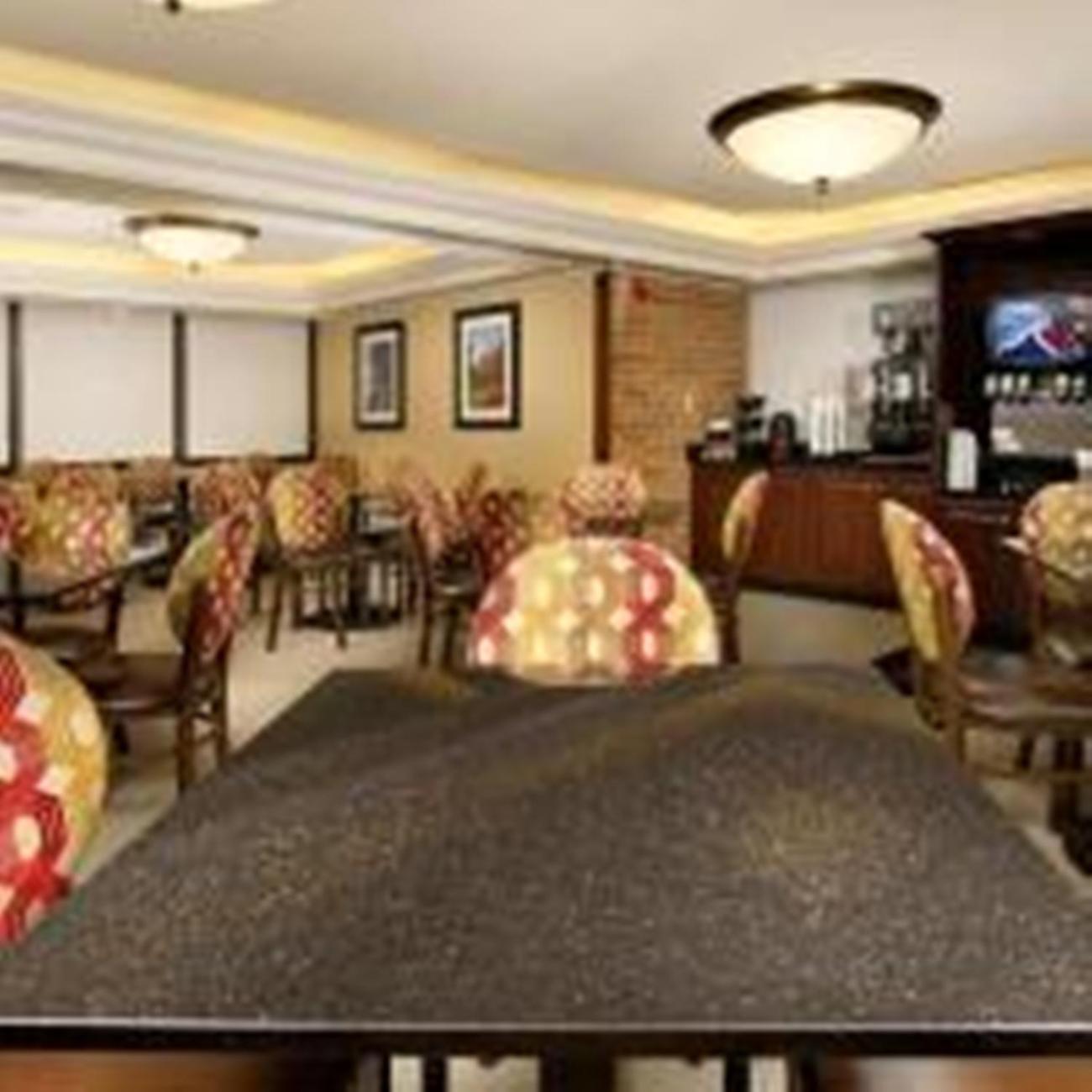 Hotel Lotus Kansas City Merriam photo 5