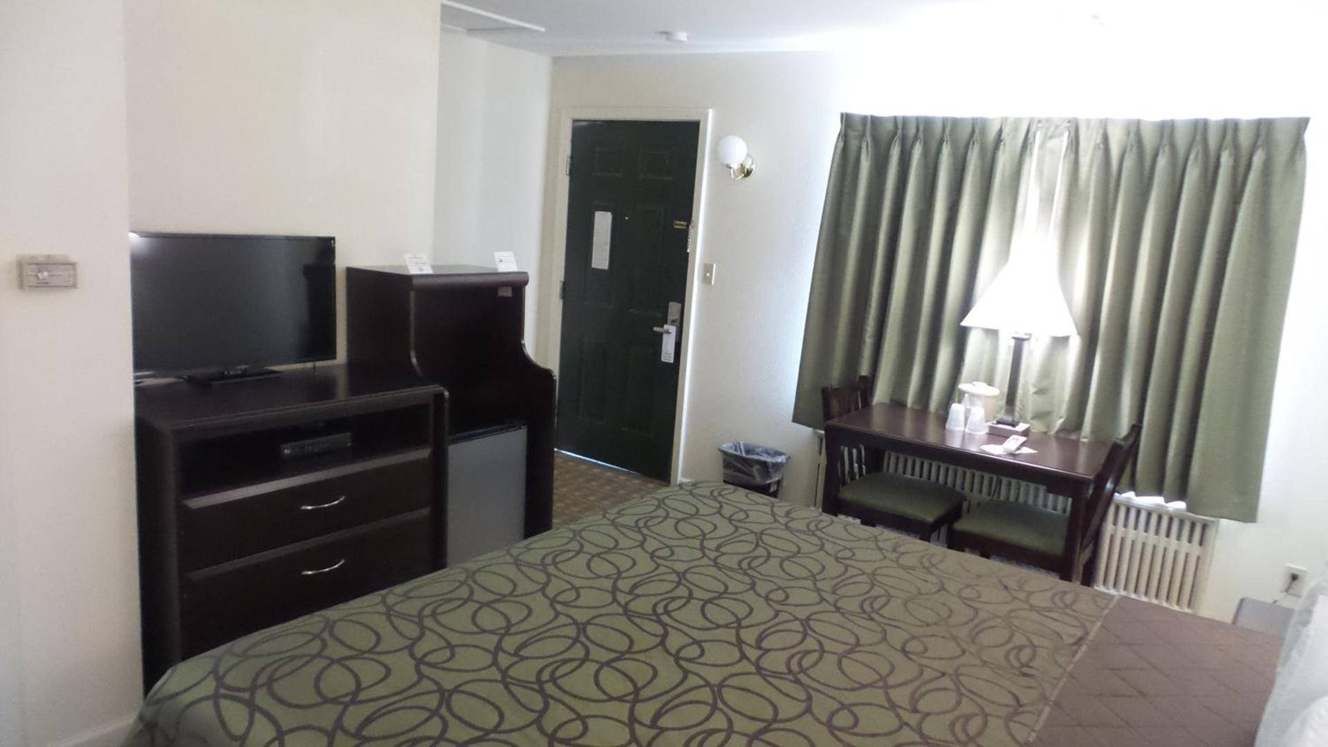 Sea Girt Lodge photo 39