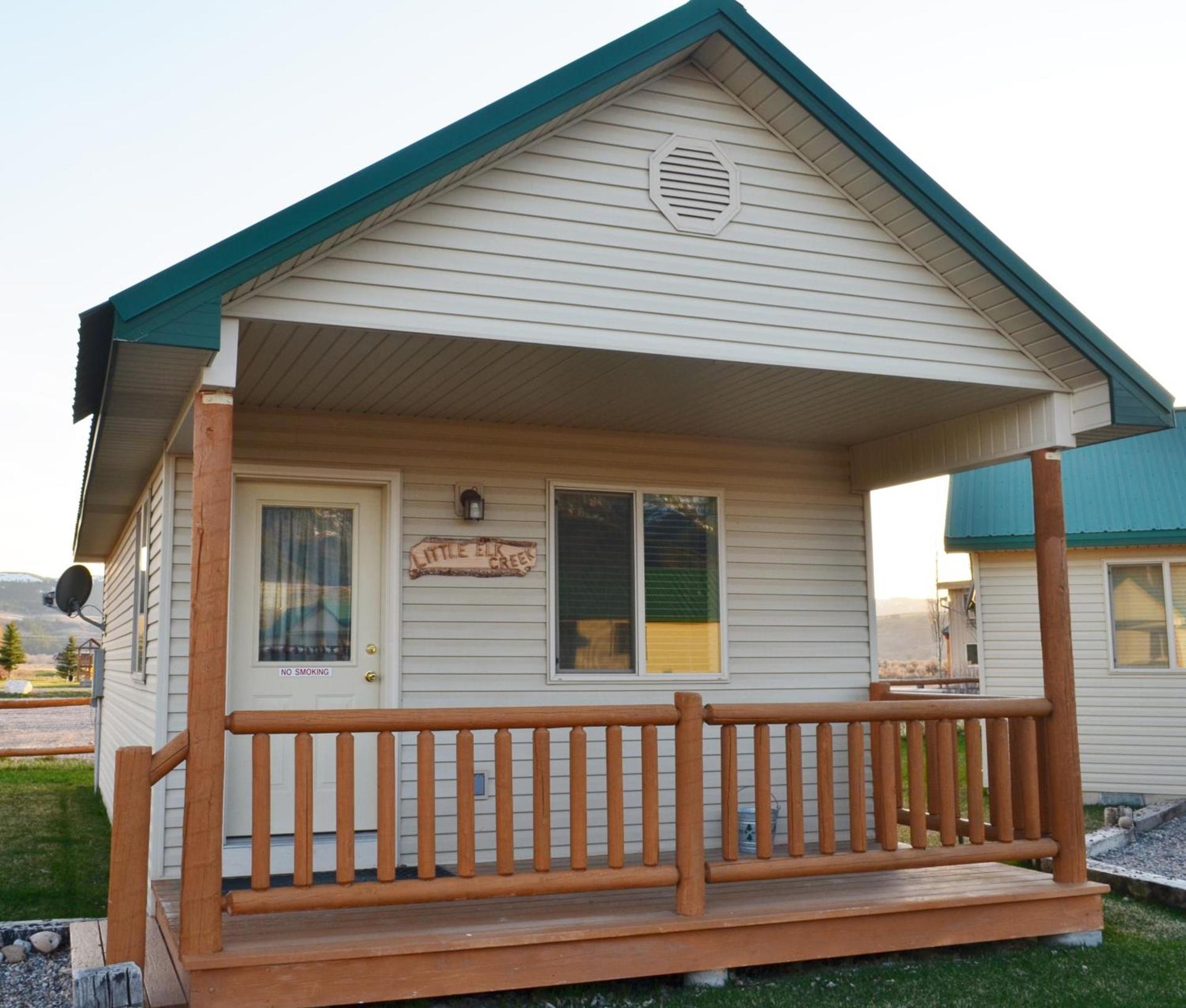 Sleepy J Cabins photo 14