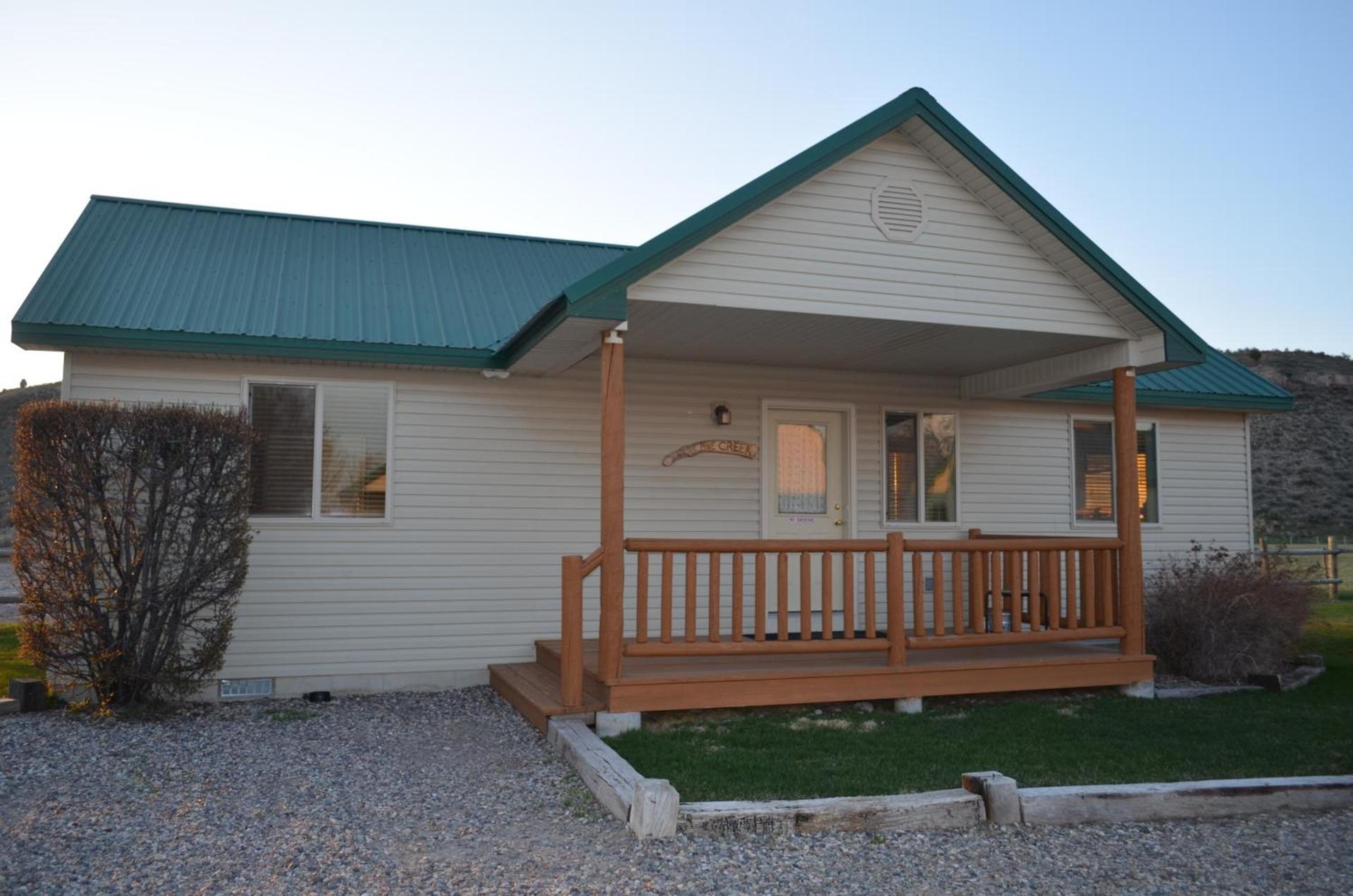 Sleepy J Cabins photo 12