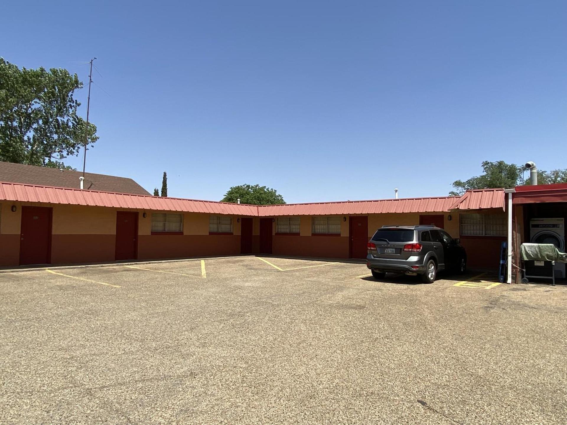 Rodeway Inn photo 4