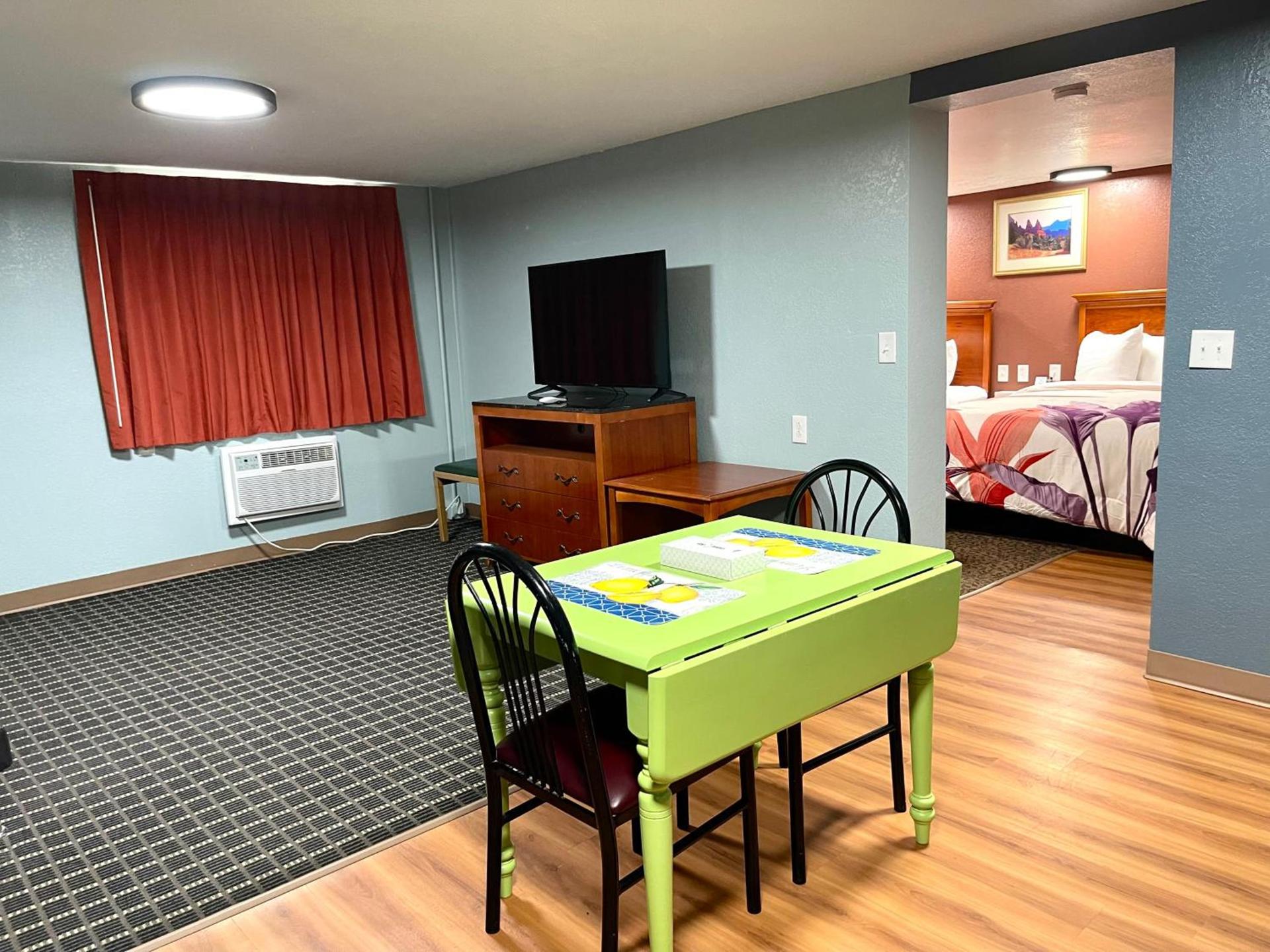 Annie Oakley Motel Oakley photo 37