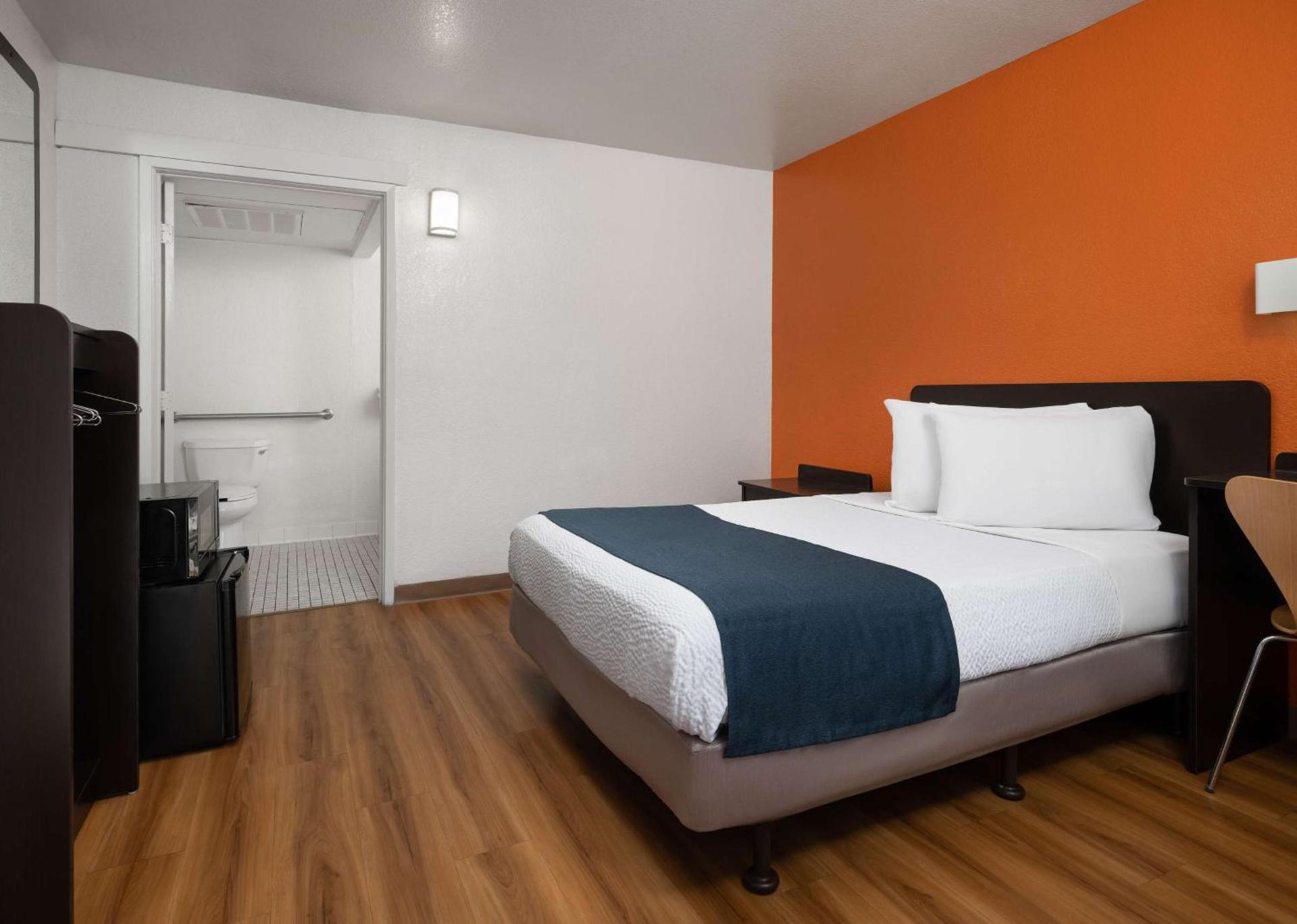 Motel 6-Carpinteria, CA - Santa Barbara - North photo 15