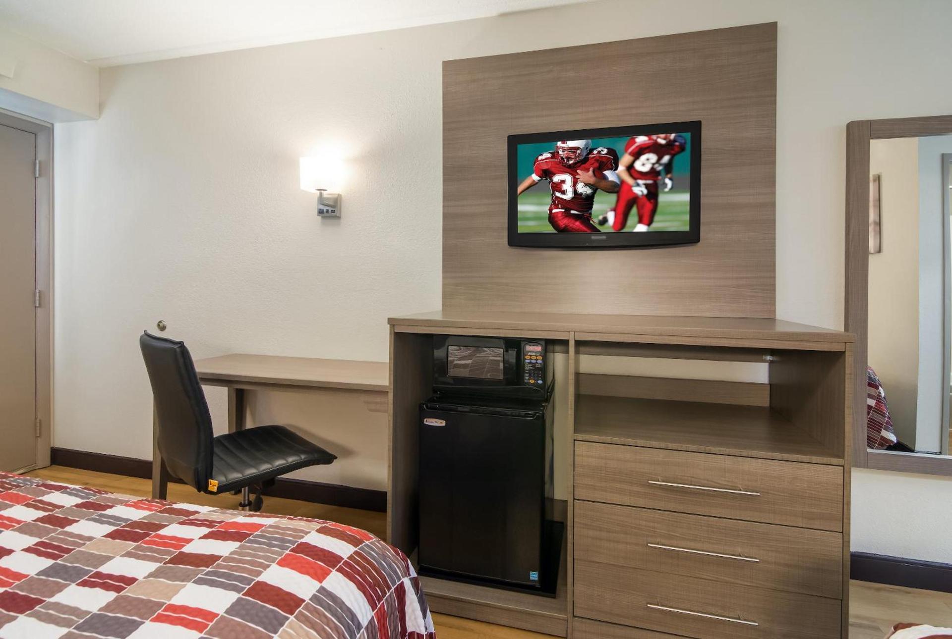Red Roof Inn Durham - Triangle Park photo 19