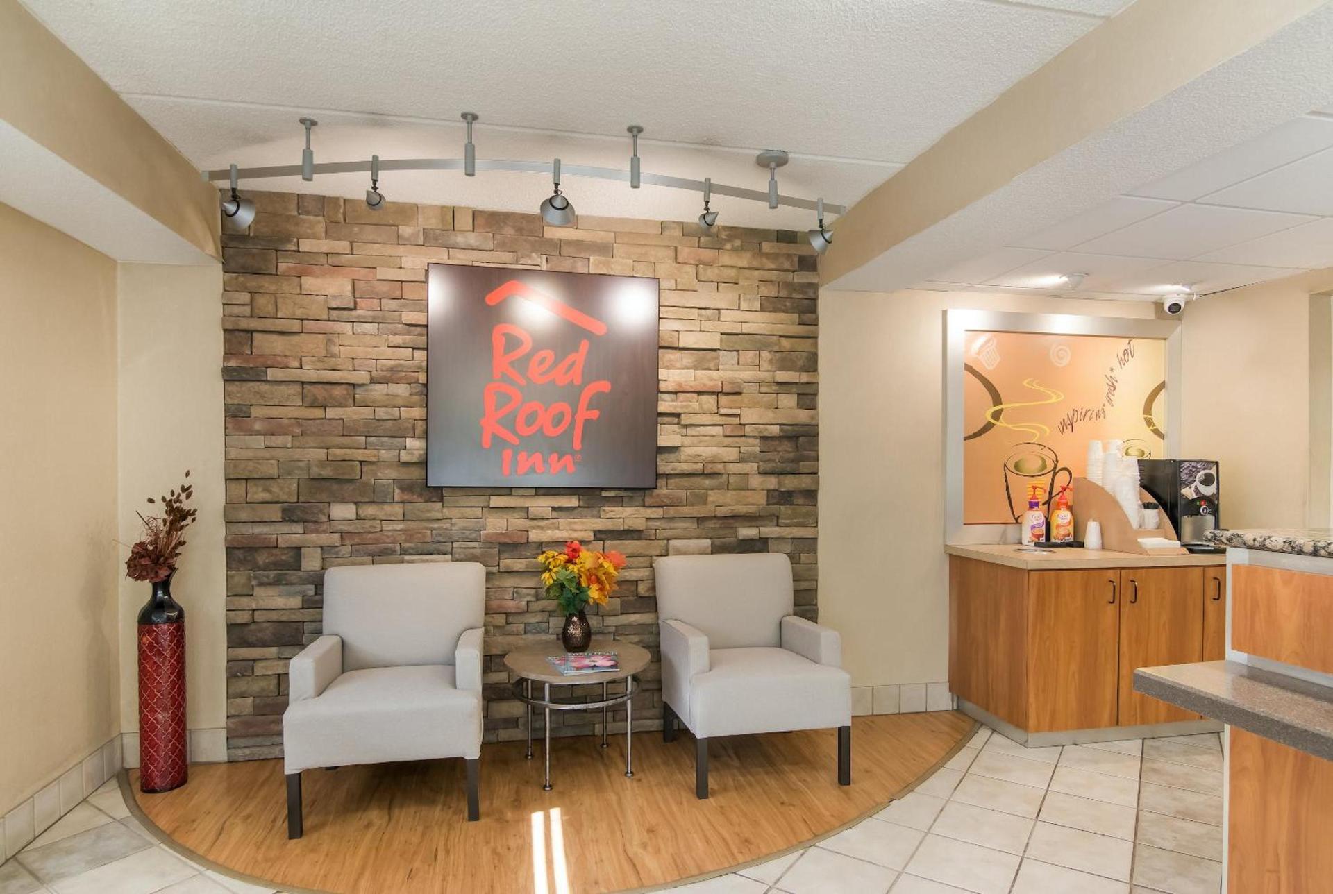 Red Roof Inn Durham - Triangle Park photo 12