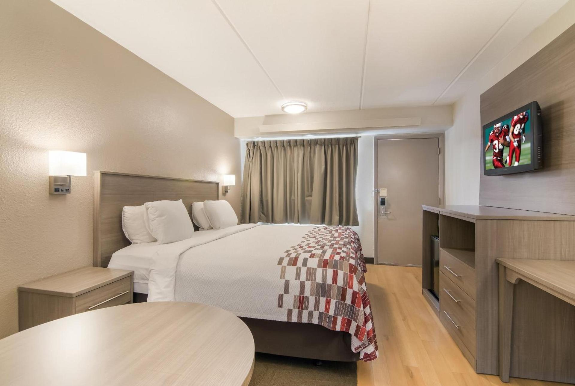 Red Roof Inn Durham - Triangle Park photo 15