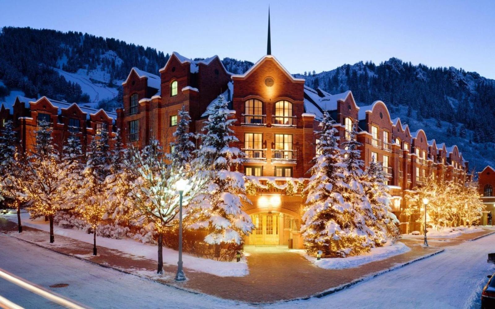 Luxury 2 Bedroom Residence At The St Regis Residence Club In Downtown Aspen photo 1