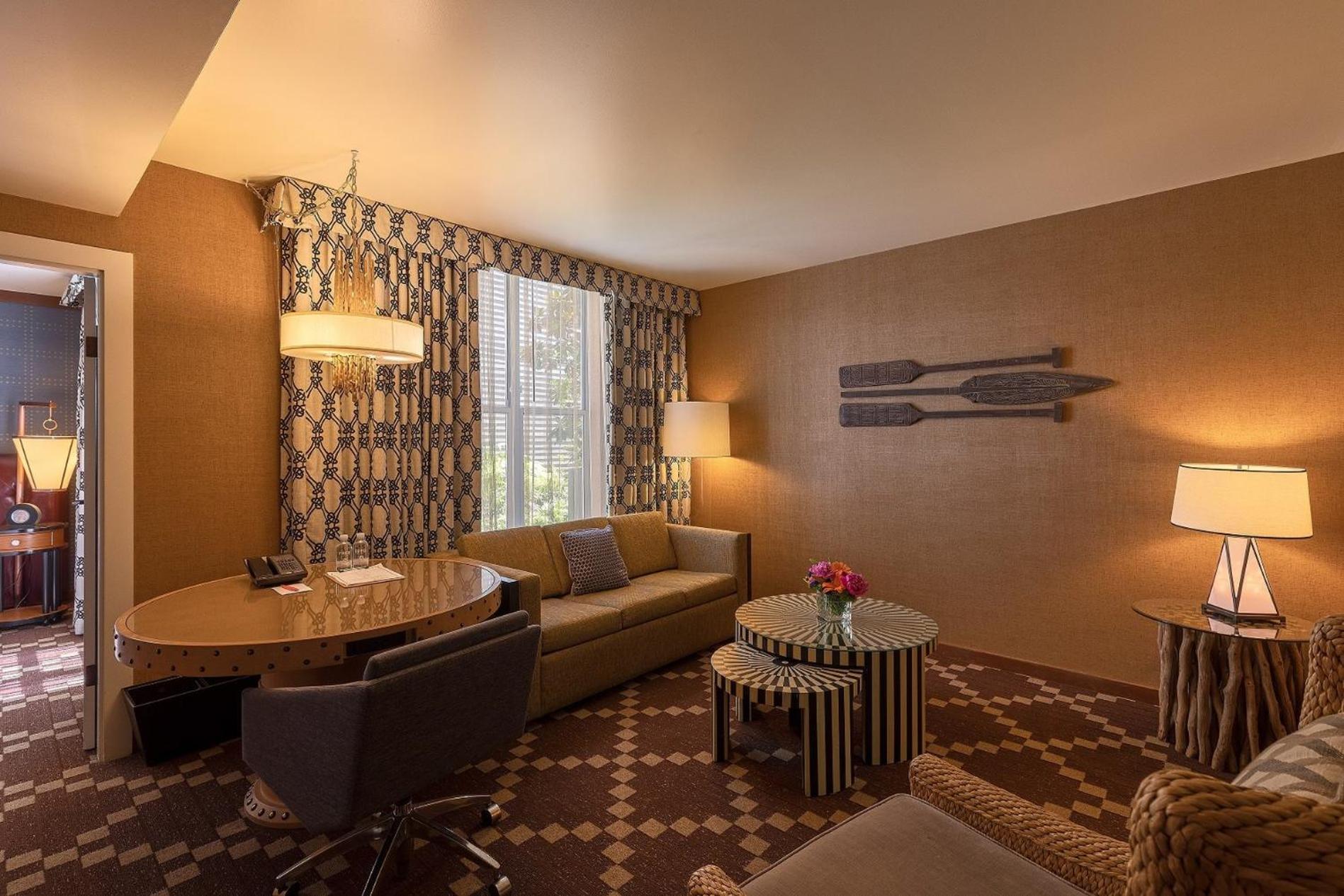 Kimpton Riverplace Hotel by IHG photo 53