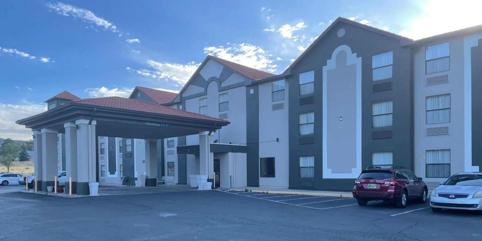 Ruidoso Mountain Inn photo 33