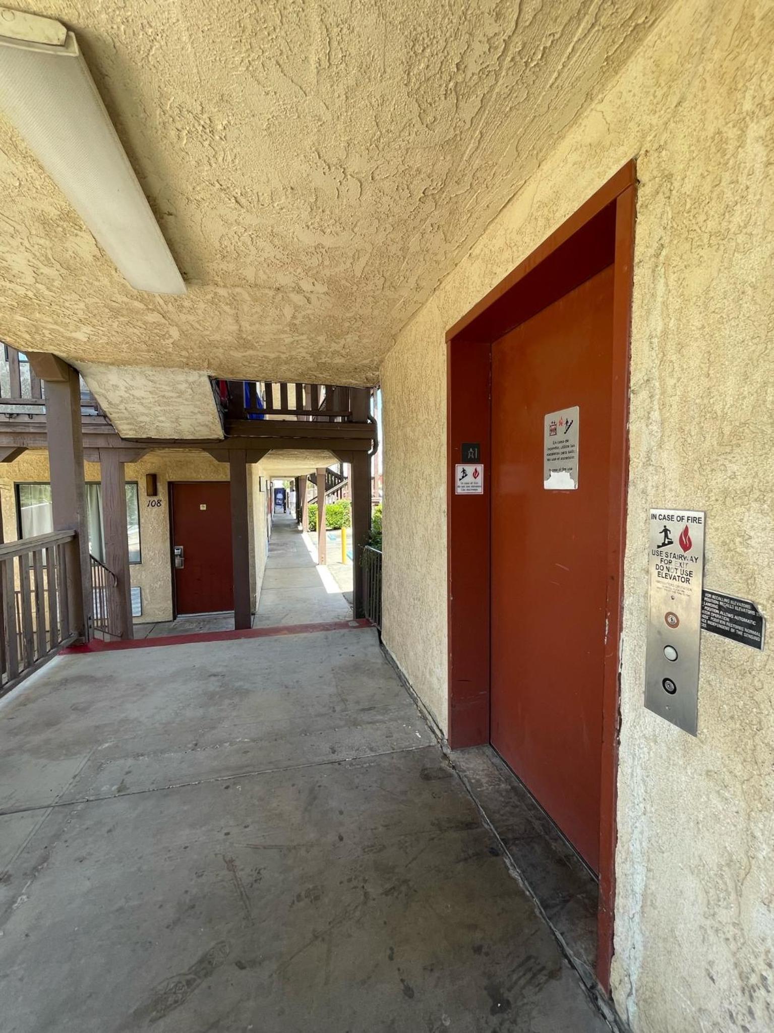 Palms Inn & Suites photo 25