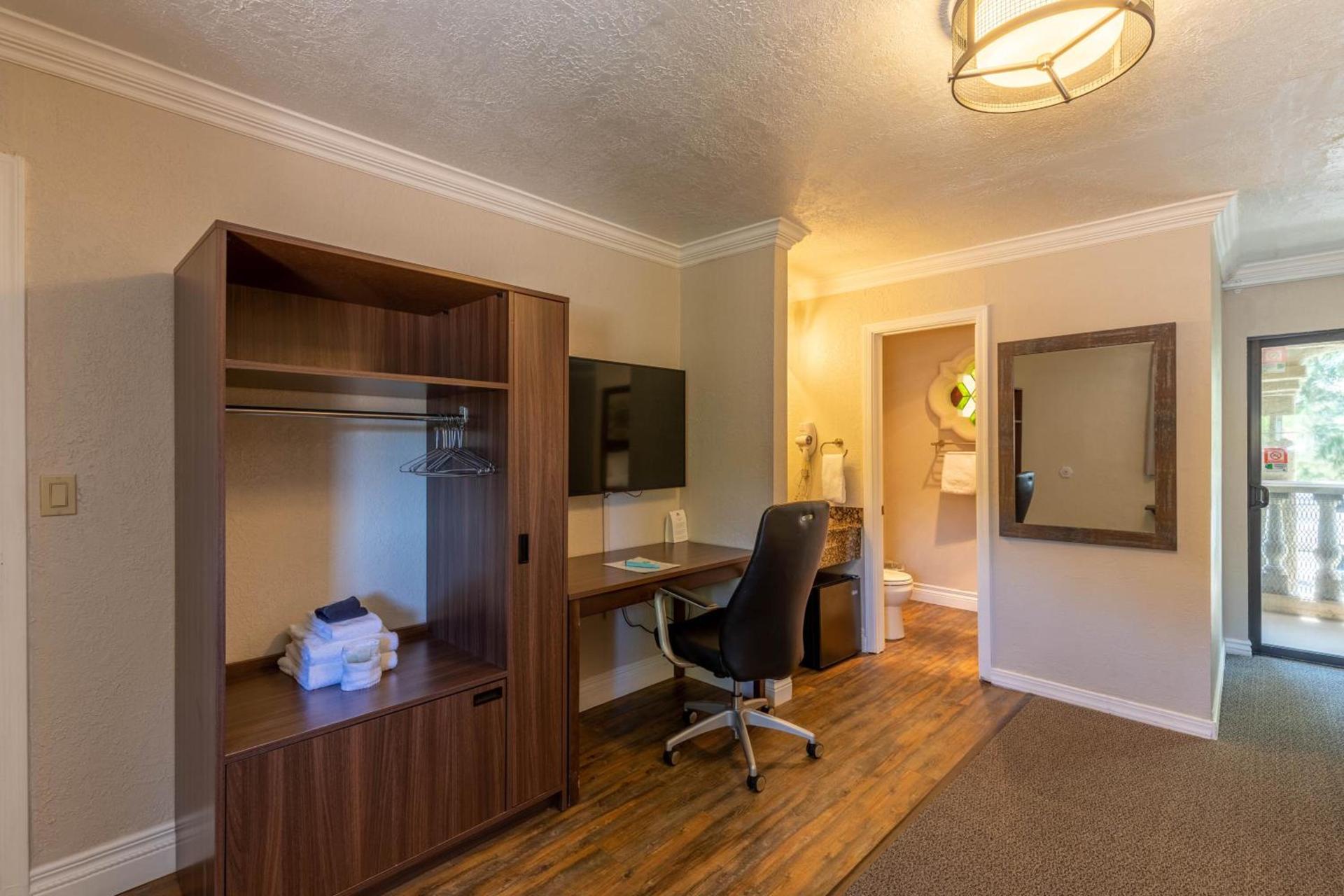 Cedars Resort photo 32