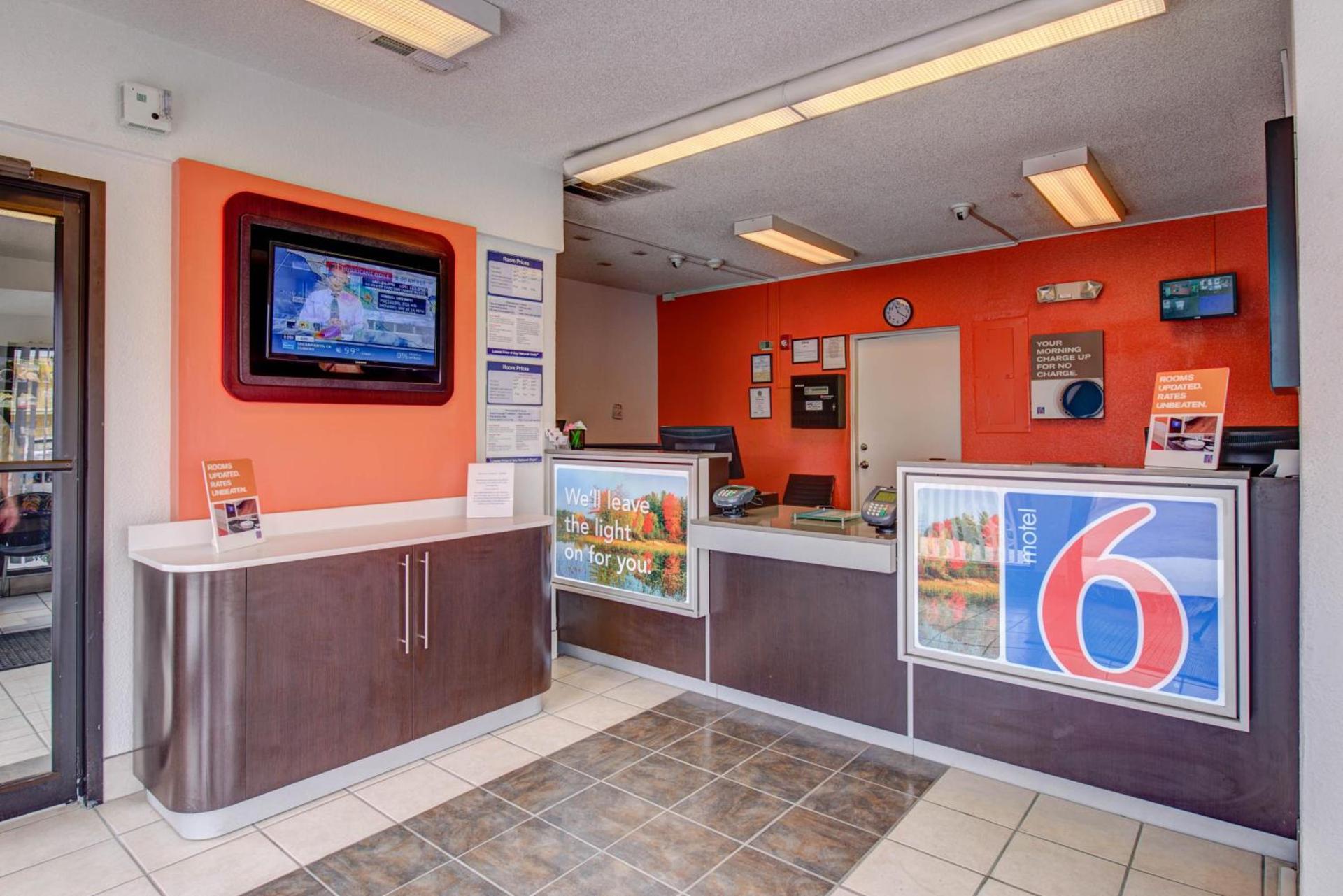 Travelodge by Wyndham Norfolk Airport photo 27