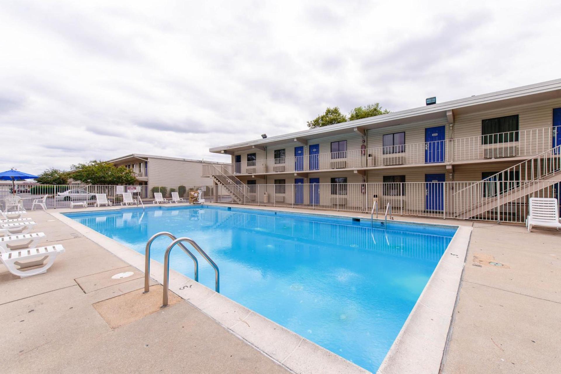 Travelodge by Wyndham Norfolk Airport photo 29