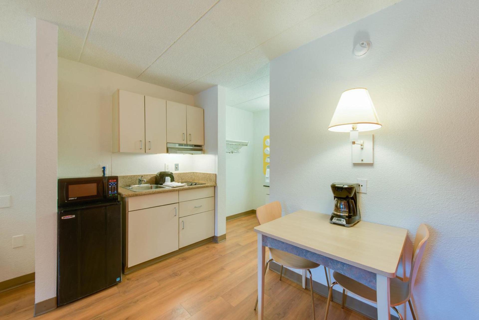 Travelodge by Wyndham Norfolk Airport photo 44