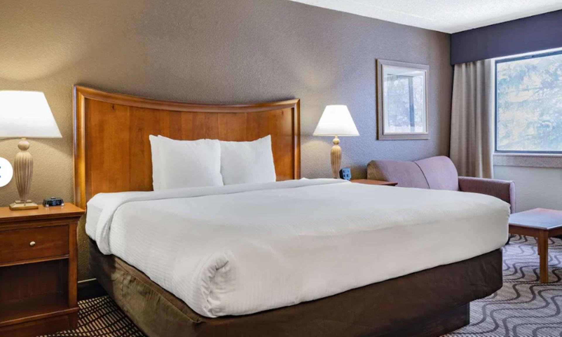 La Quinta by Wyndham Minneapolis-Minnetonka photo 22