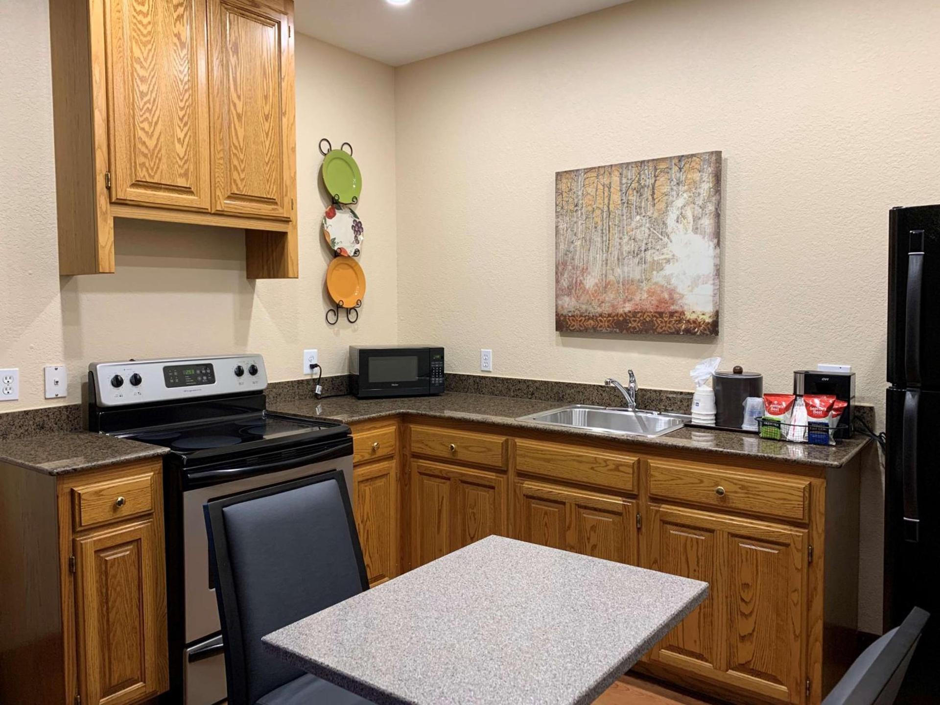 Best Western Plus Oklahoma City Yukon photo 11