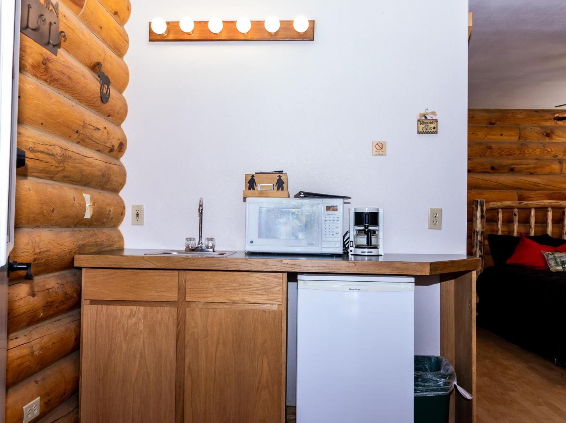 Half Moon Lake Lodge photo 19