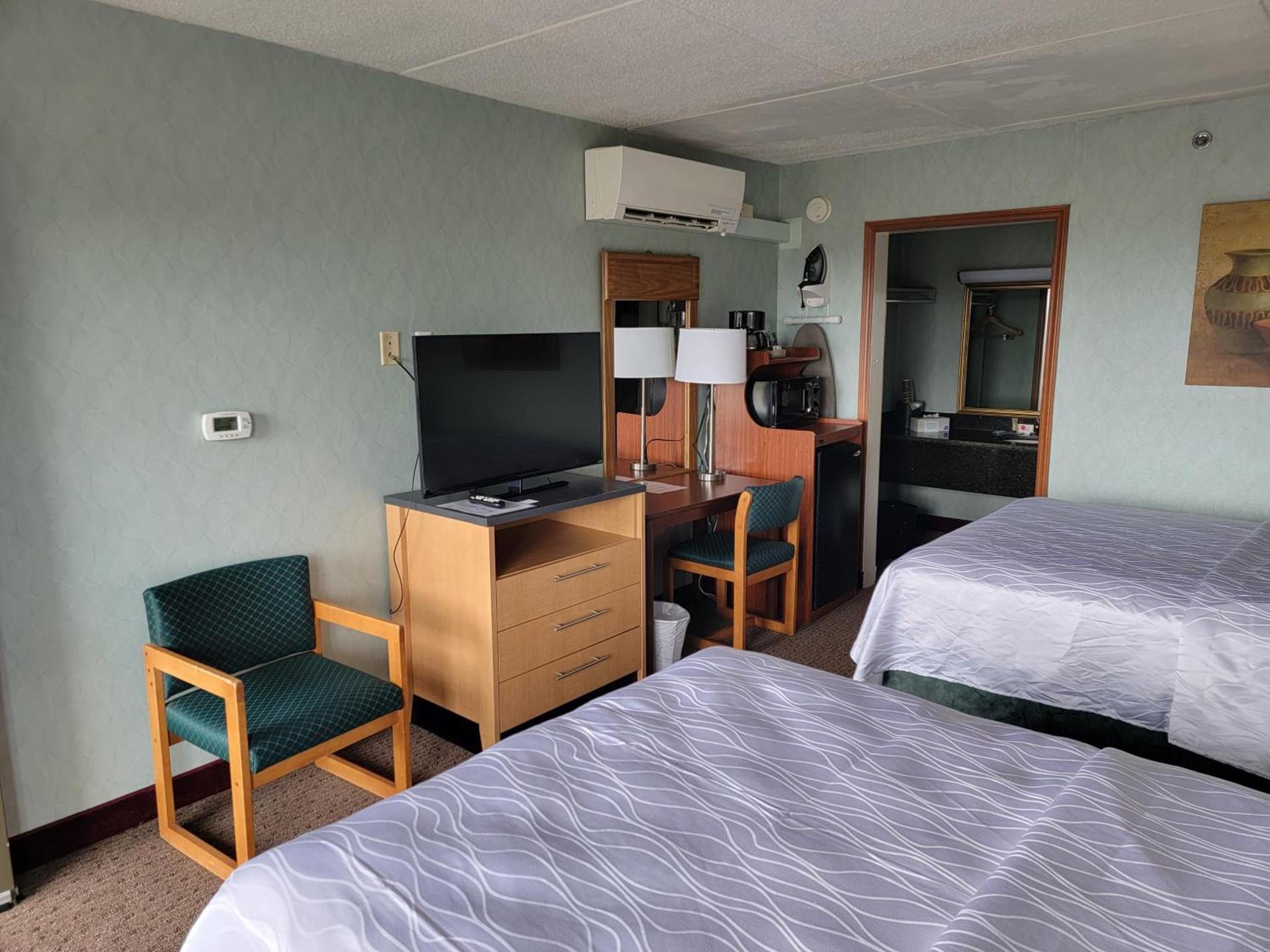 Downtown Inn photo 14
