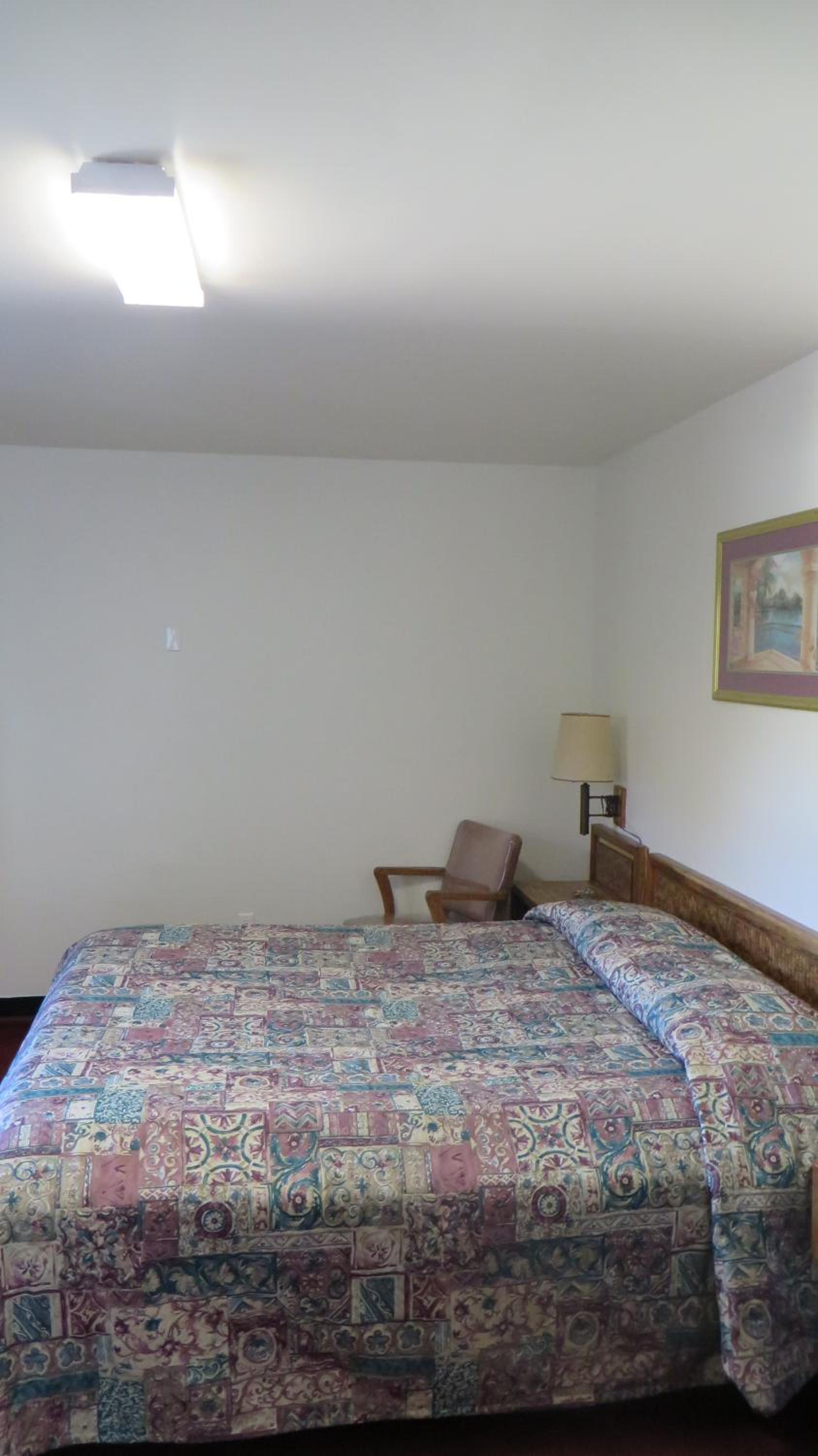 Eagle Rock Motel photo 9