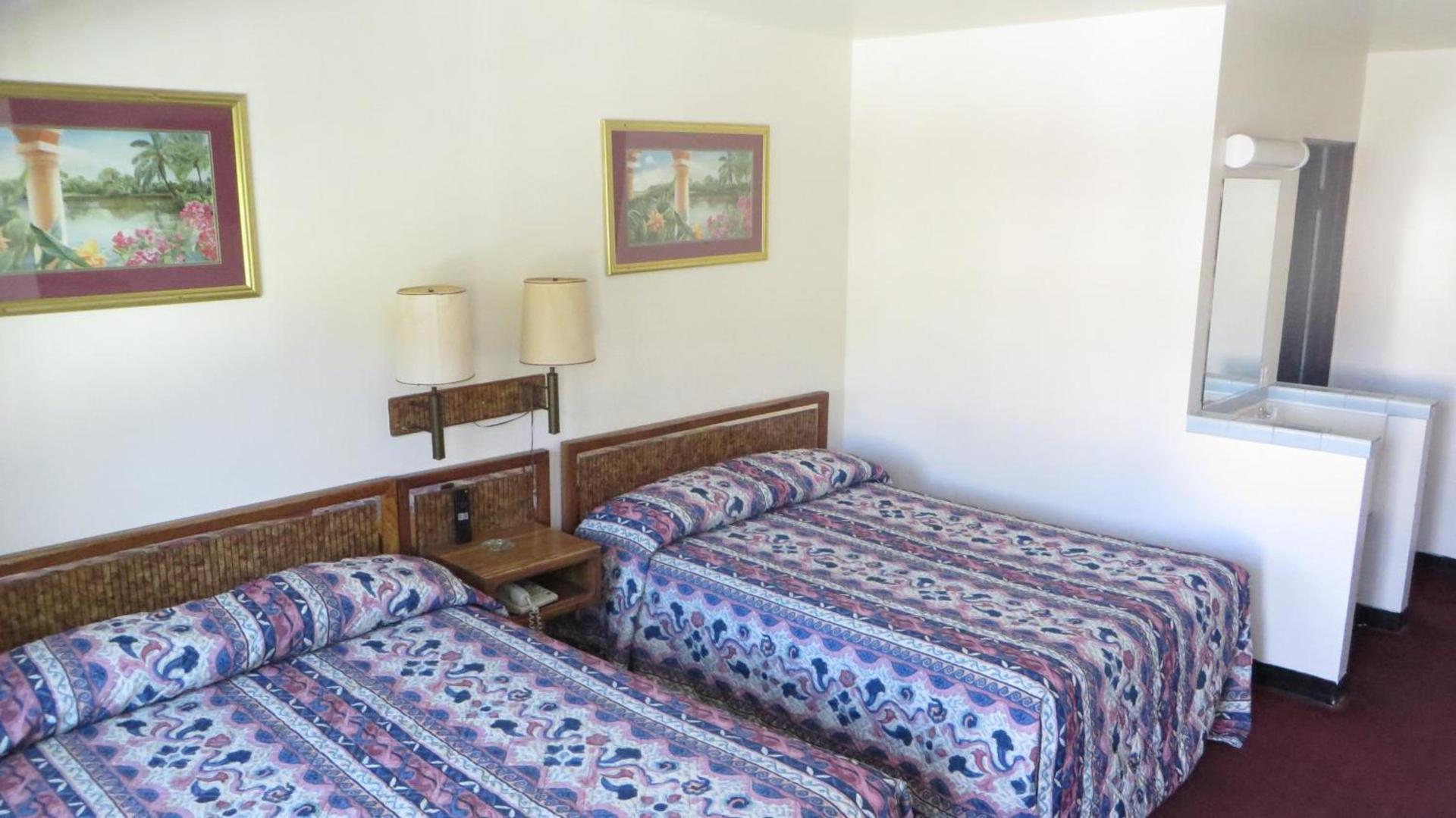 Eagle Rock Motel photo 22